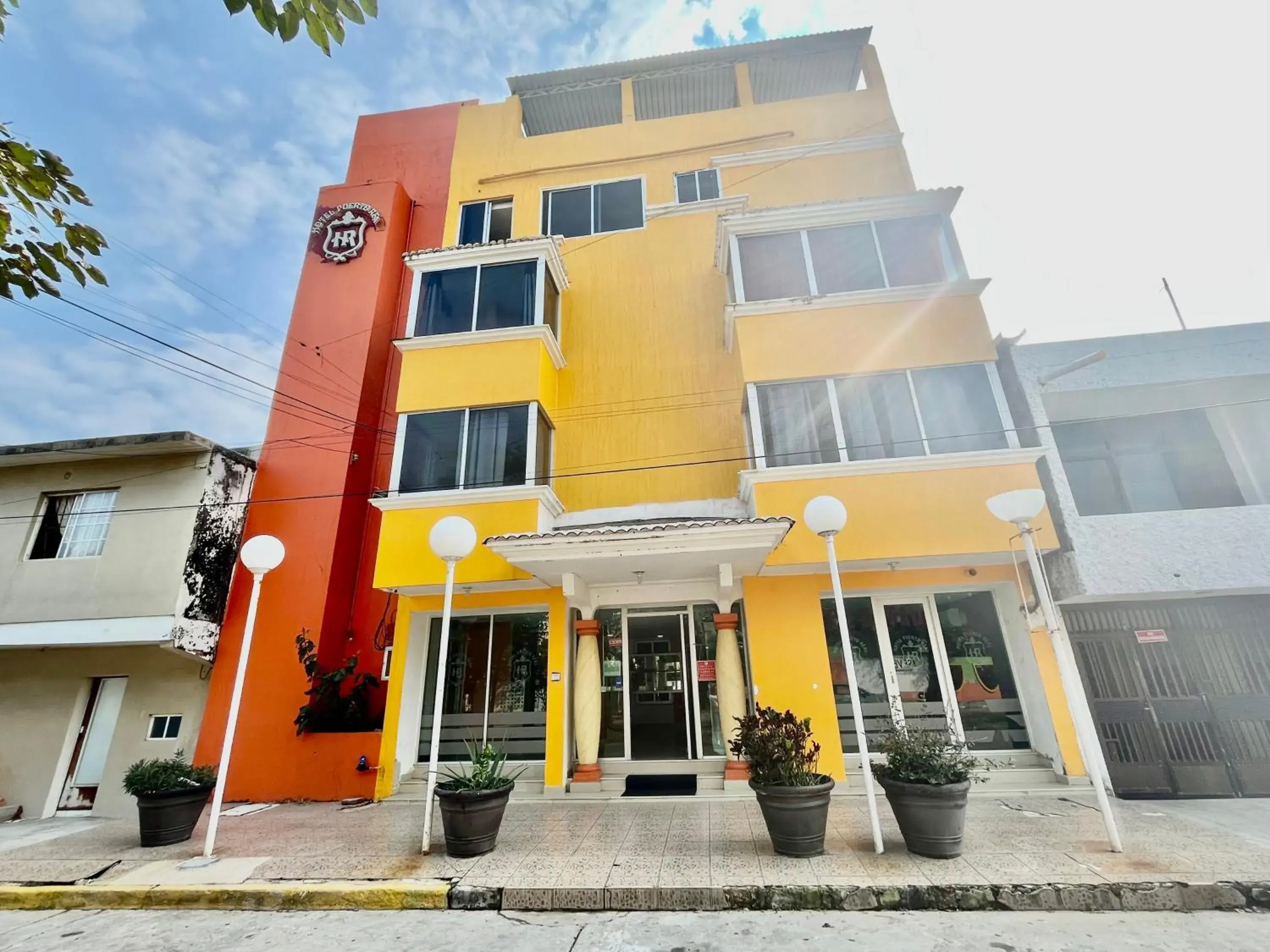 Facade/entrance, Property Building in OYO Hotel Puerto Real Coatzacoalcos