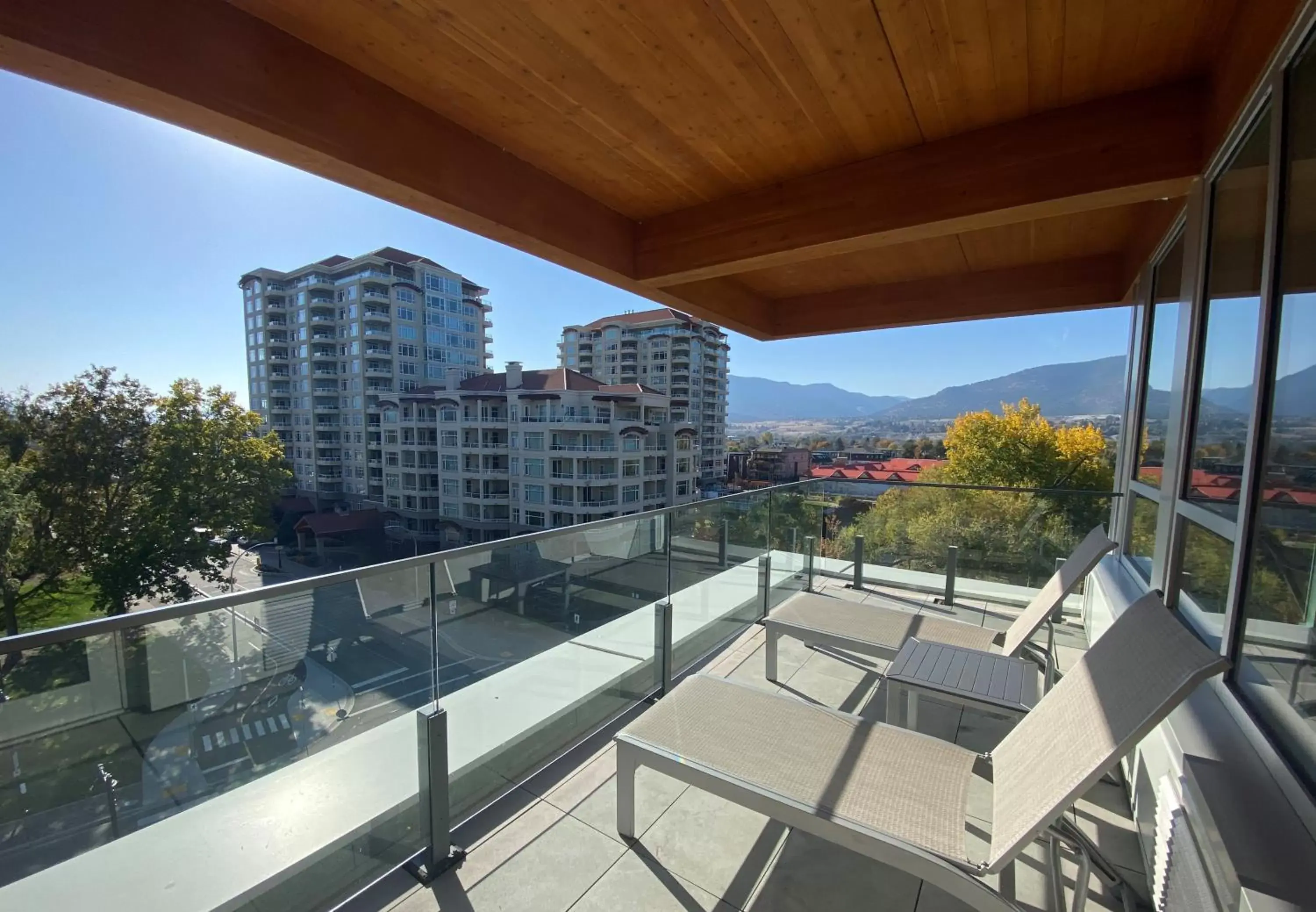 View (from property/room), Balcony/Terrace in Penticton Lakeside Resort