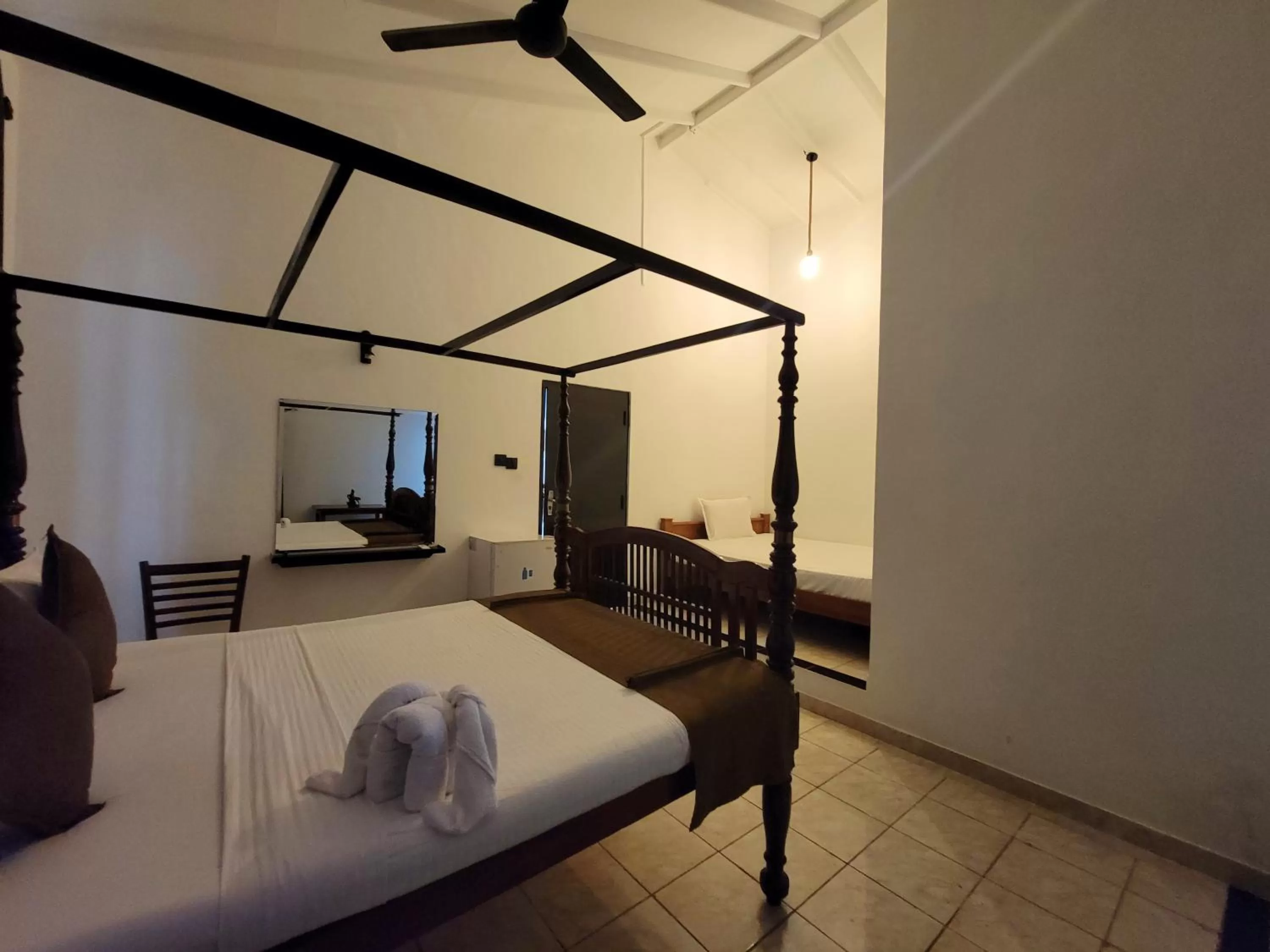 Deluxe Triple Room in The Empyrean Airport Transit Hotel