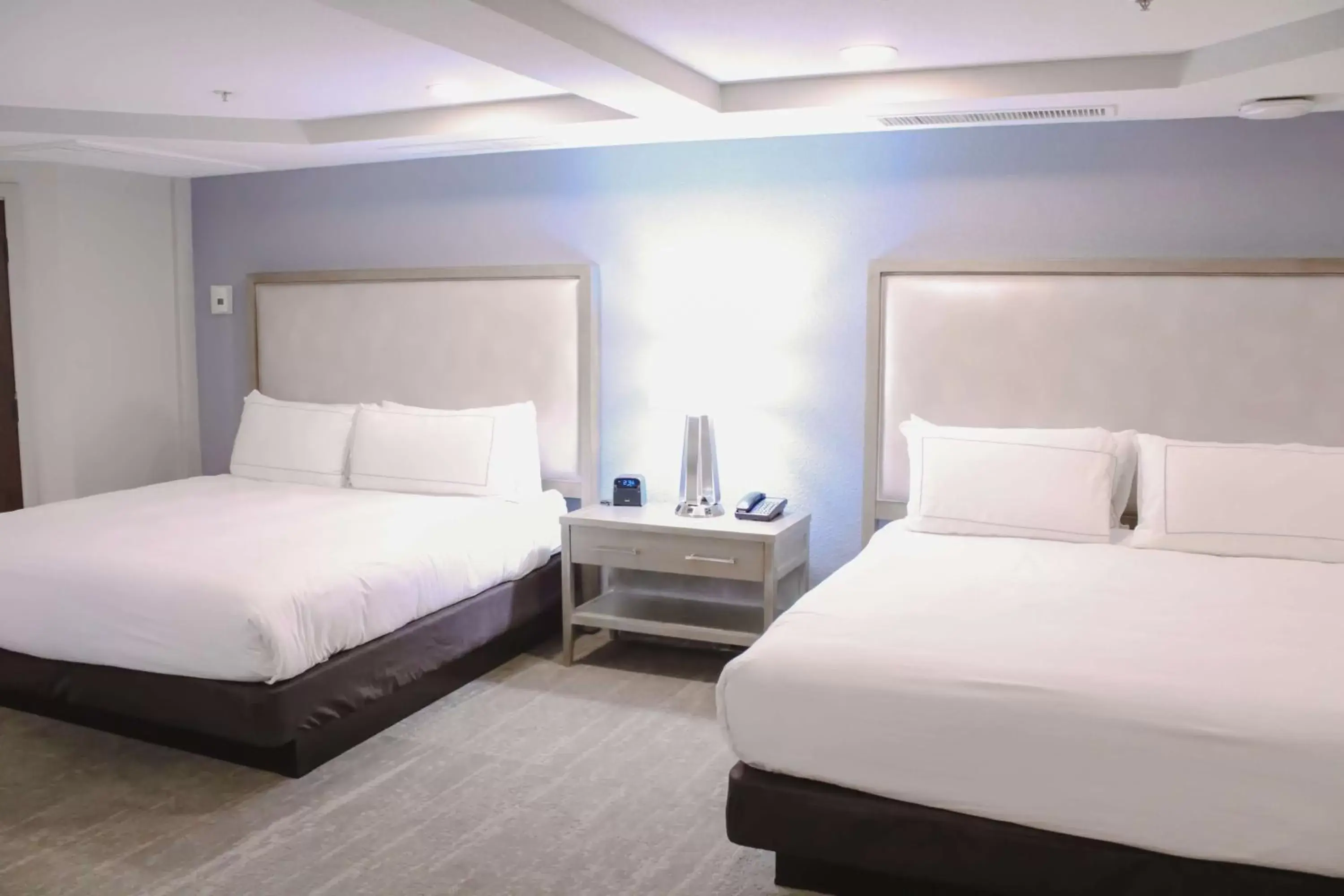 Queen Room with Two Queen Beds - High Floor in Doubletree by Hilton Phoenix Mesa Queen Room with Two Queen Beds - High Floor in Doubletree by Hilton Phoenix Mesa