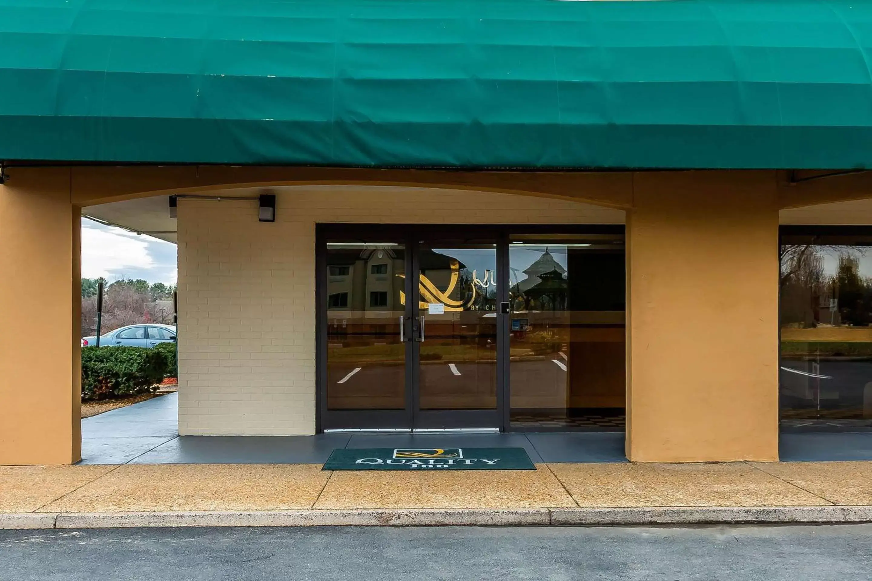 Property building in Quality Inn Culpeper Property building in Quality Inn Culpeper