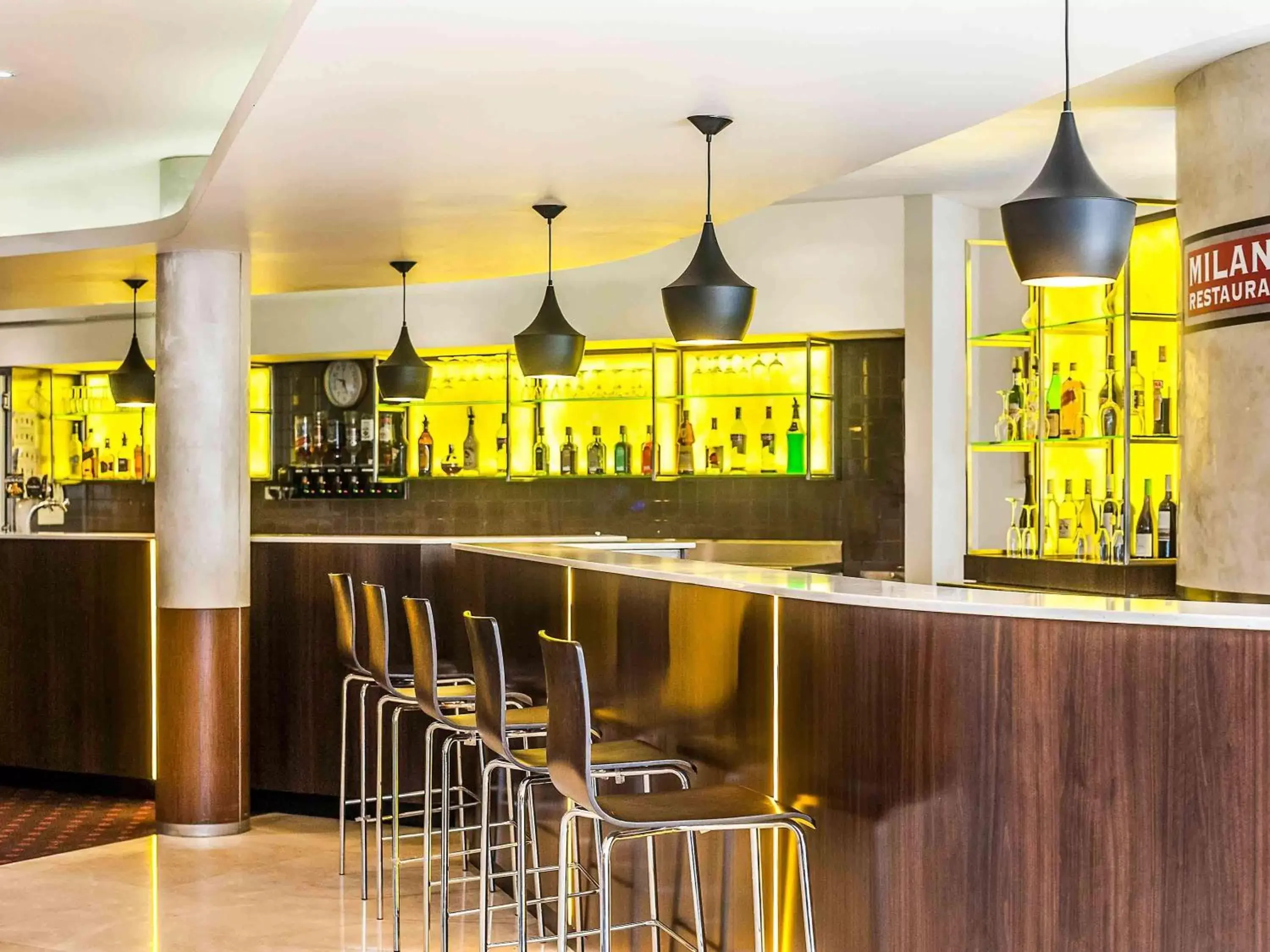 Lounge or bar in Ramada Hotel & Suites by Wyndham Cabramatta Lounge or bar in Ramada Hotel & Suites by Wyndham Cabramatta