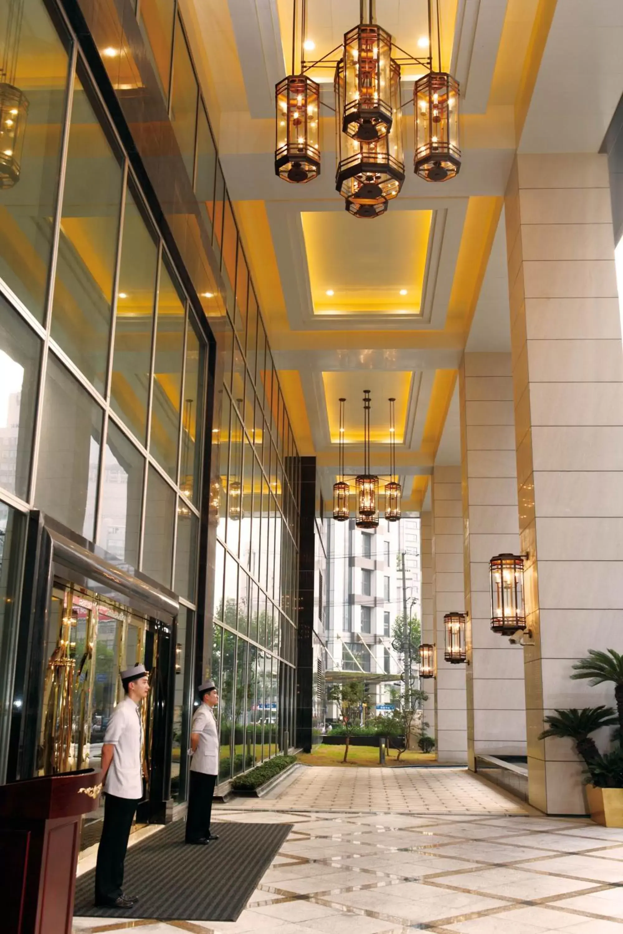 Facade/entrance, Lobby/Reception in Grand Central Hotel Shanghai