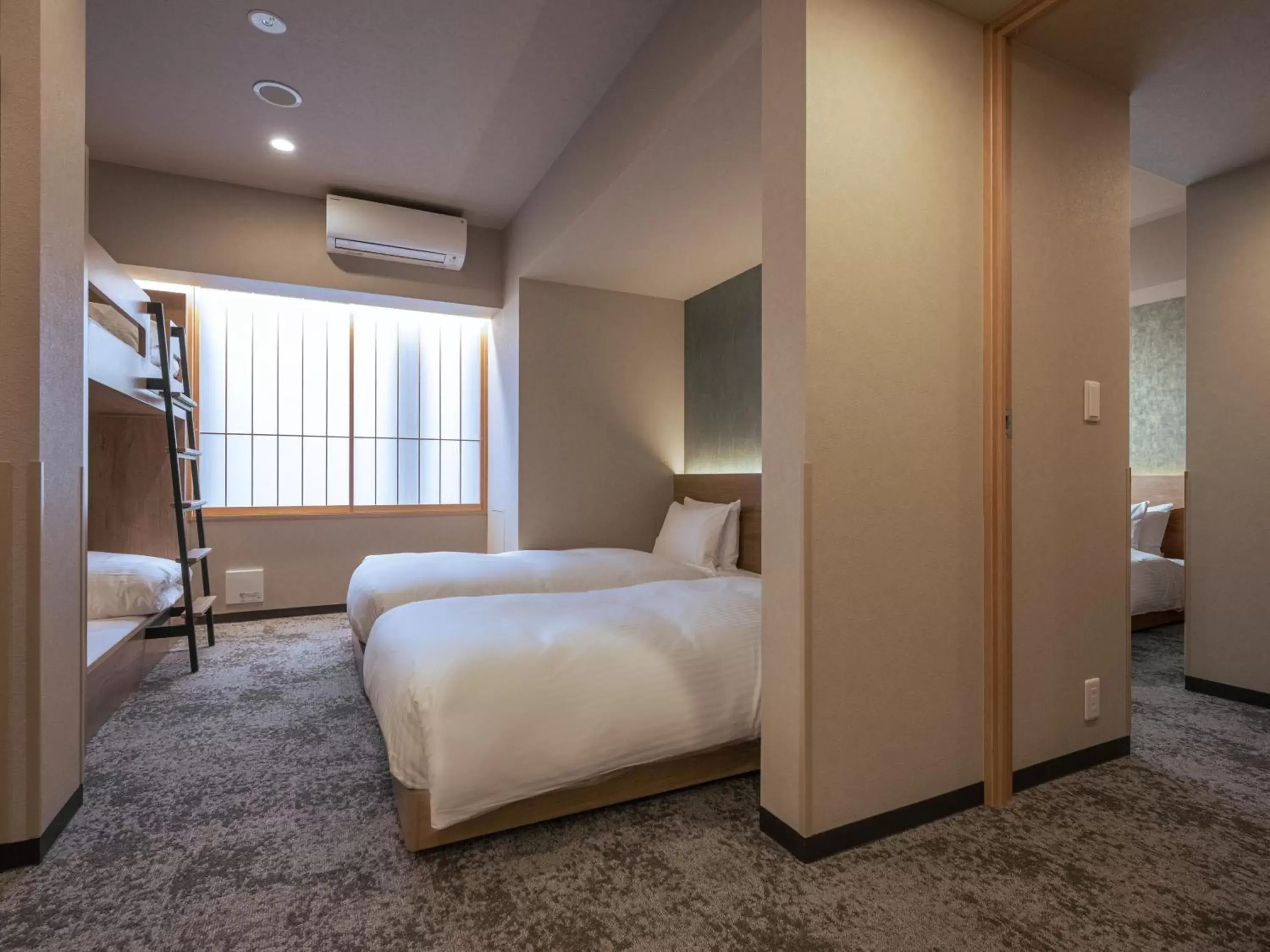 Photo of the whole room, Bed in MIMARU Tokyo IKEBUKURO