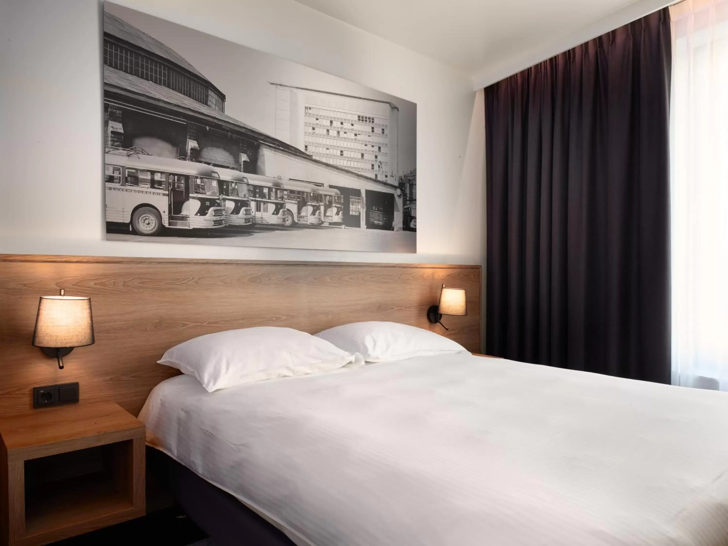 Bed in Park Inn by Radisson Luxembourg City