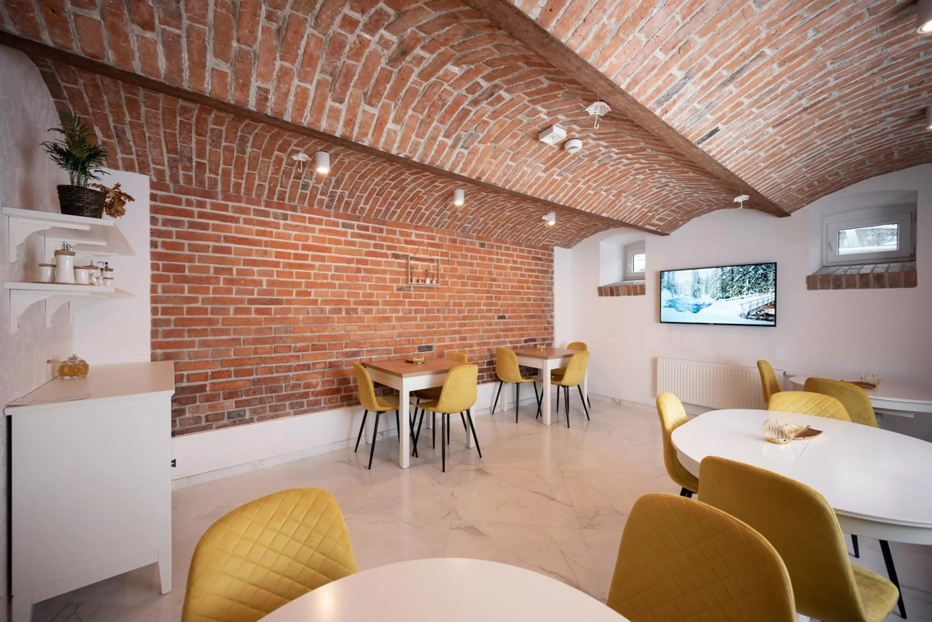 Other in Hive Family House