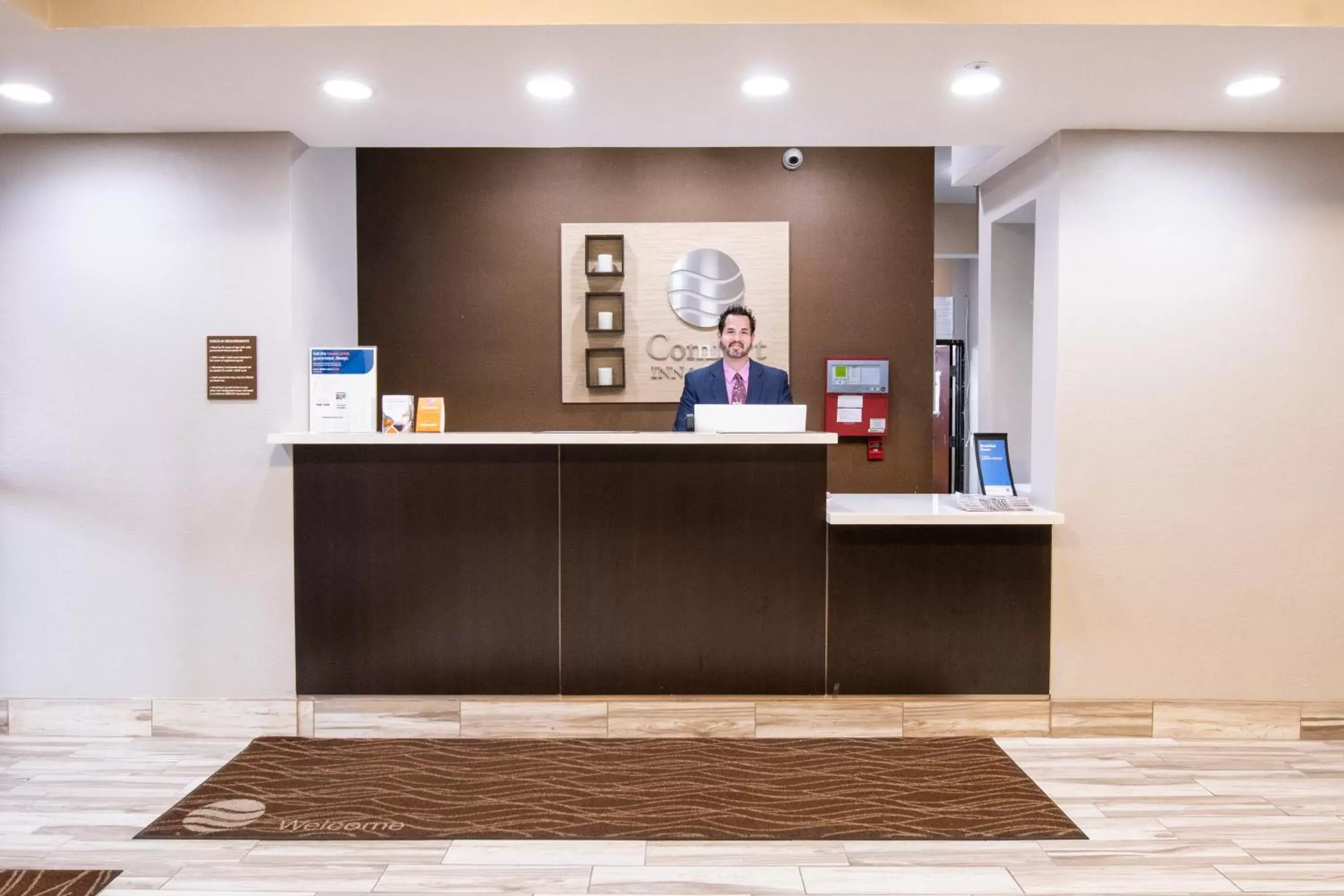 Lobby or reception, Lobby/Reception in Comfort Inn & Suites Near Medical Center