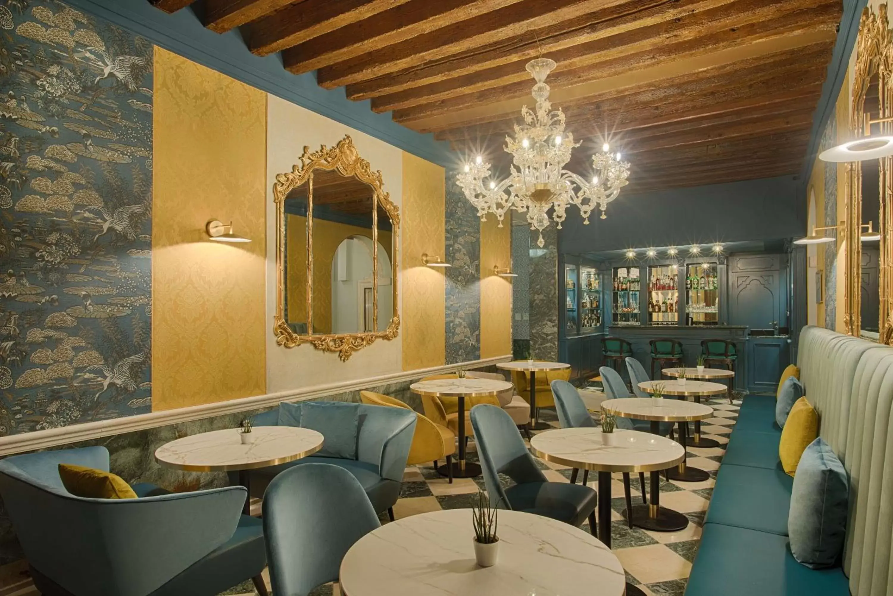 Lounge or bar, Restaurant/Places to Eat in NH Venezia Santa Lucia