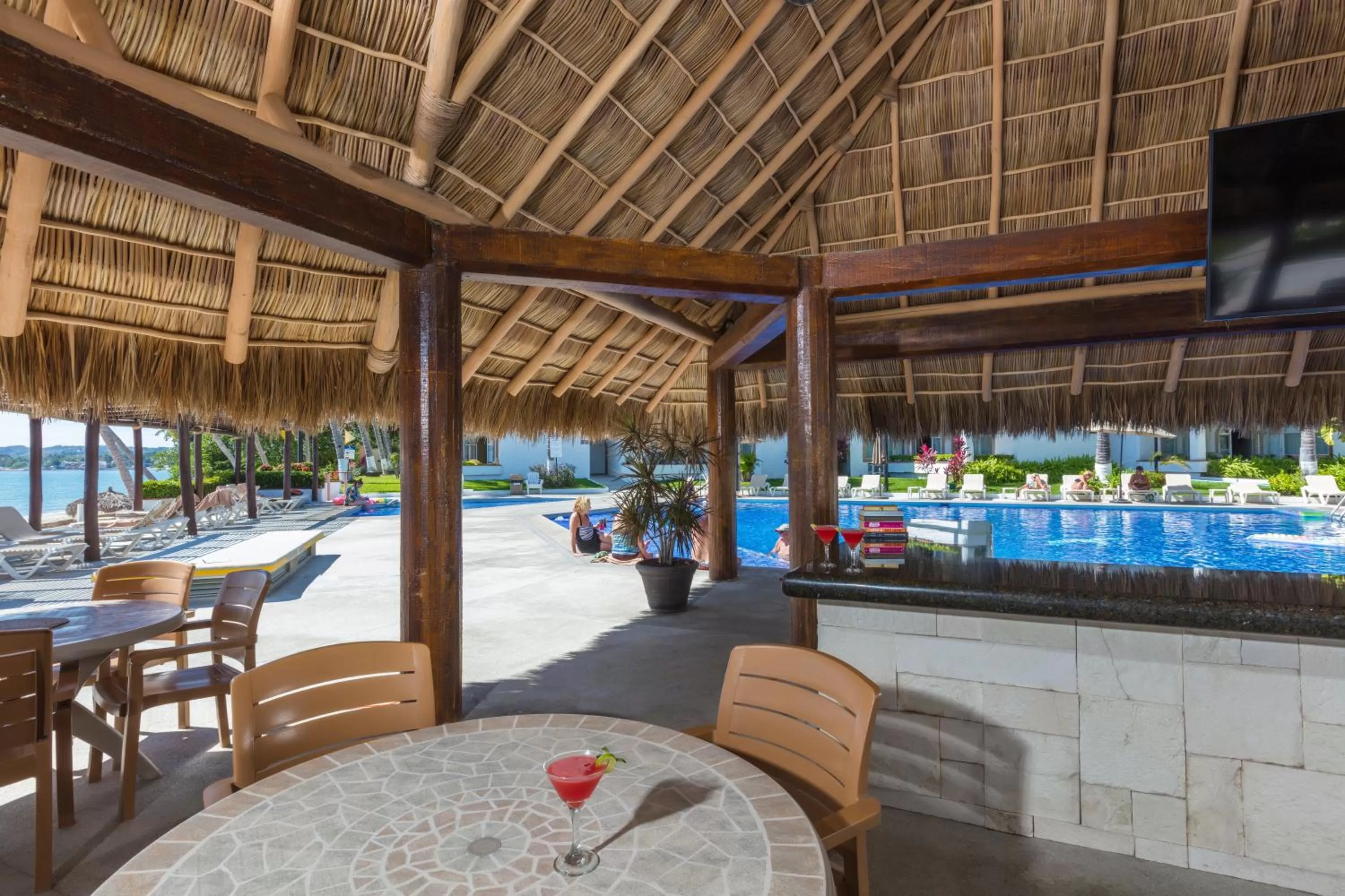Lounge or bar in Vista Vallarta All Suites On The Beach