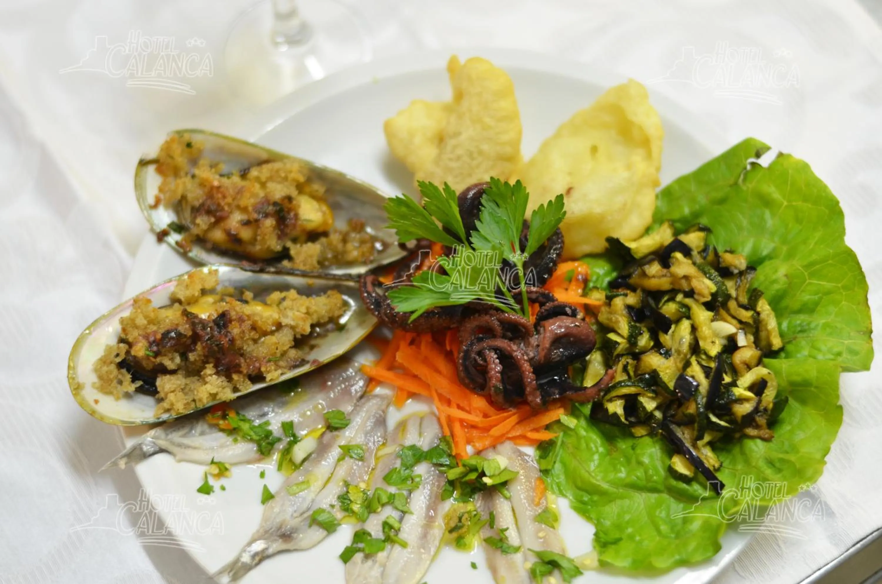 Restaurant/places to eat in Hotel Calanca