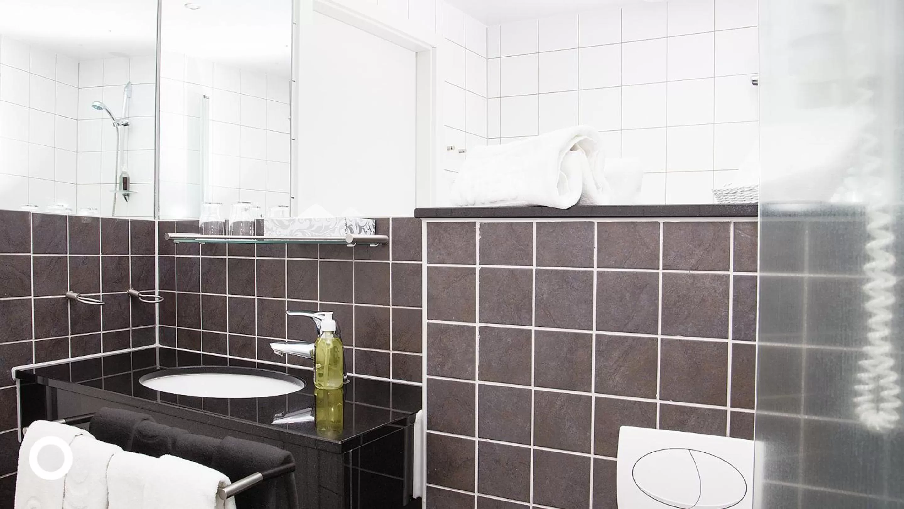 Bathroom in Center Hotels Arnarhvoll