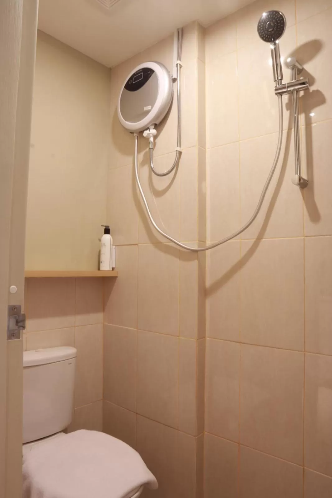 Shower in Hotel Osaka PIK2