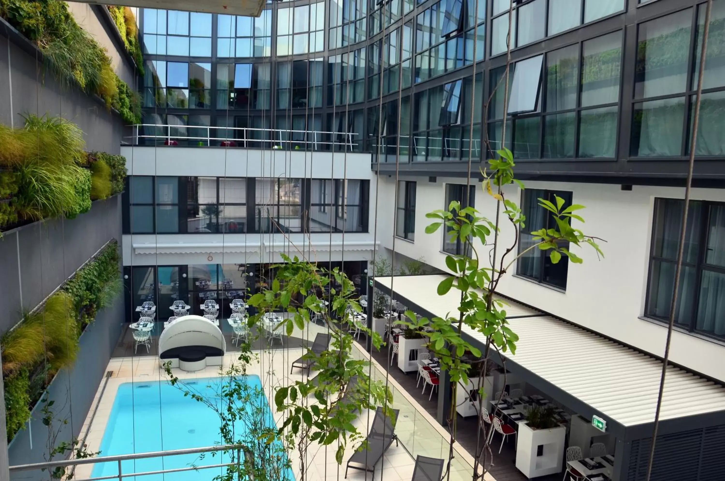 Swimming pool, Pool View in Holiday Inn Dijon Toison D'or, an IHG Hotel