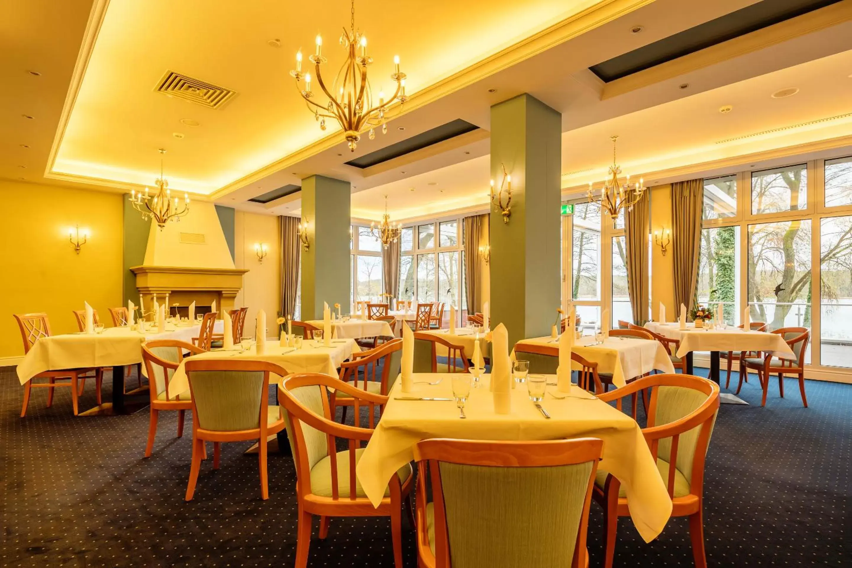 Restaurant/Places to Eat in INSELHOTEL Potsdam