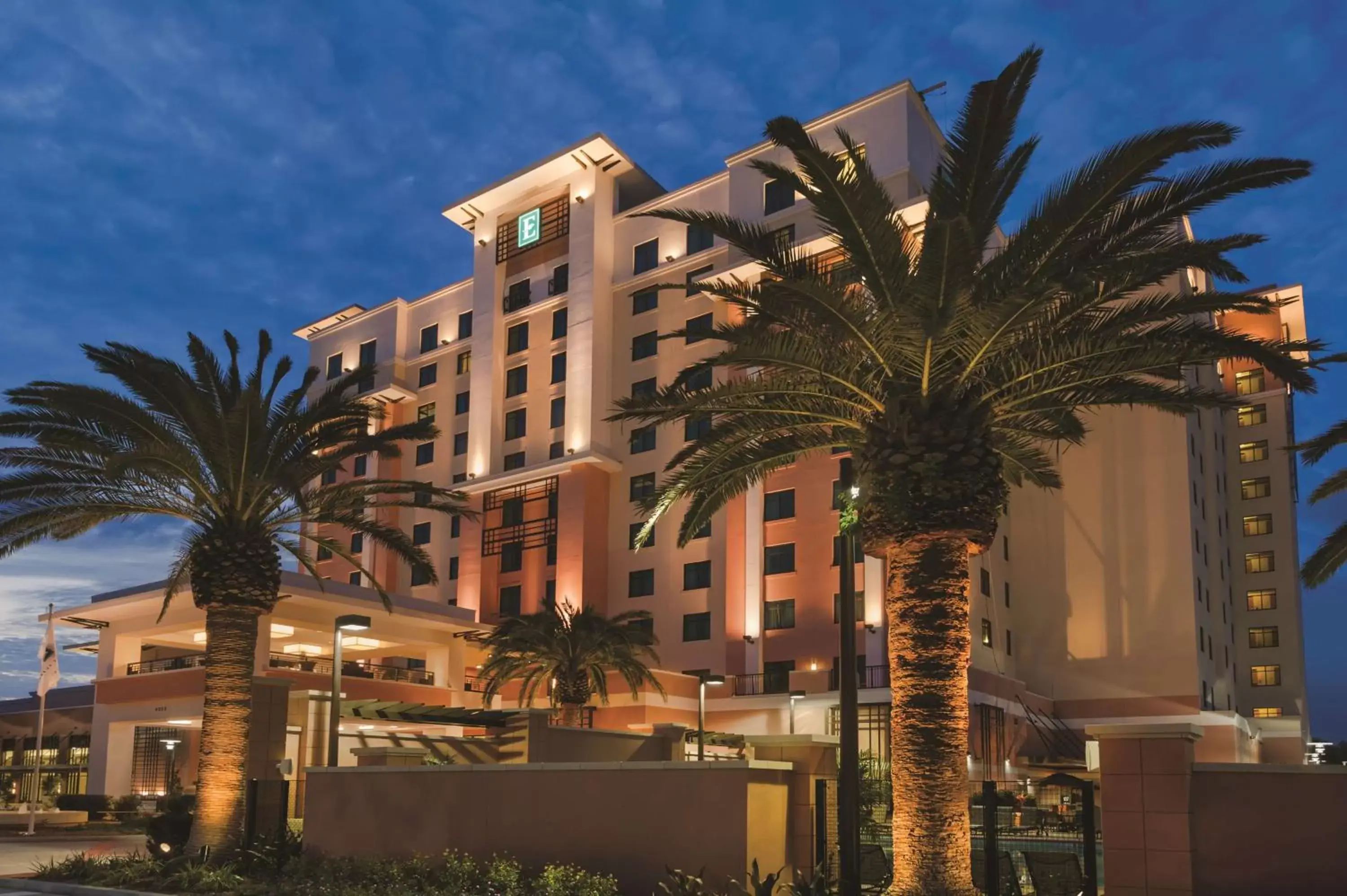 Property Building in Embassy Suites by Hilton Orlando Lake Buena Vista South