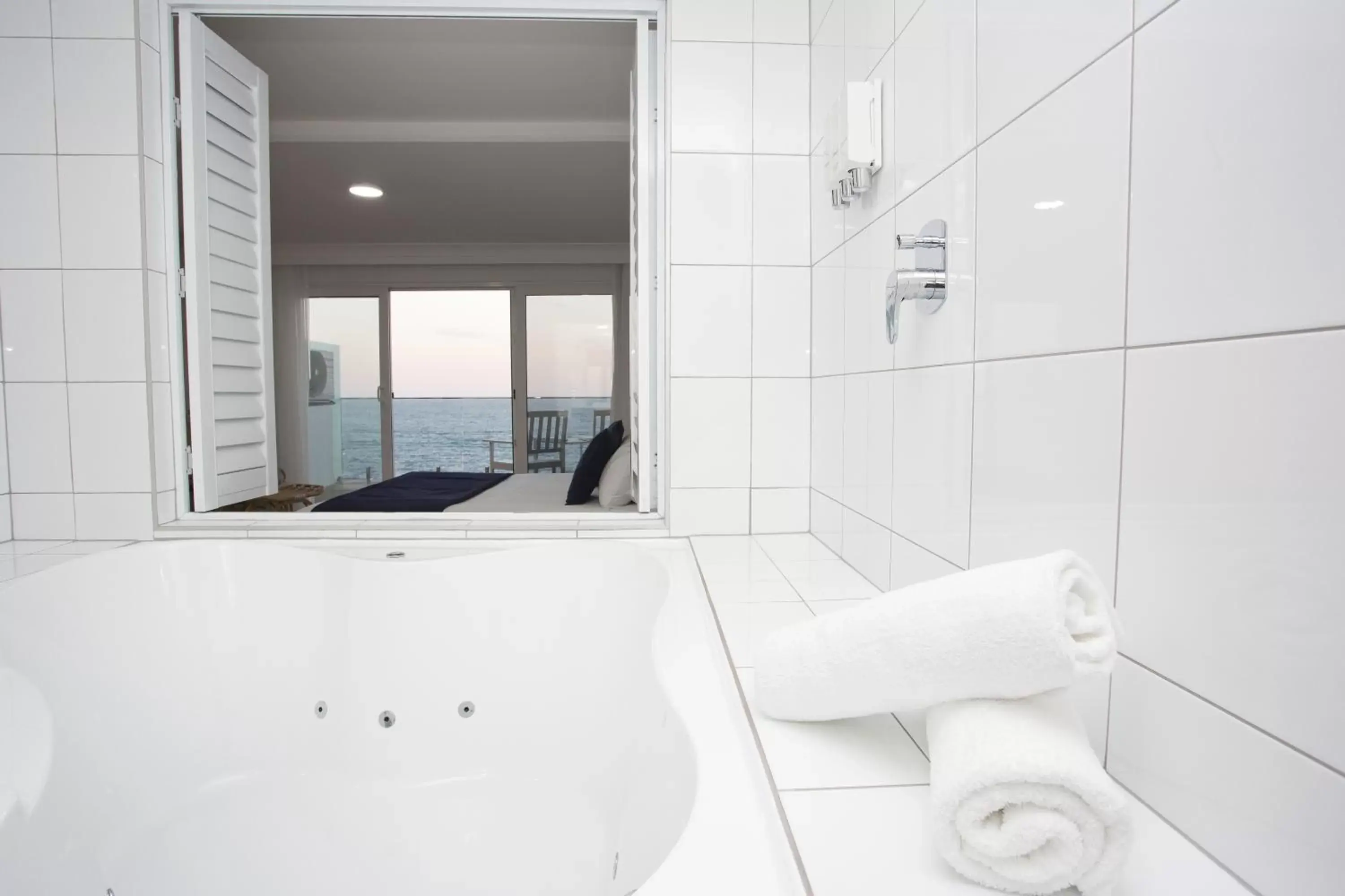 Bathroom in Ocean Front Motel