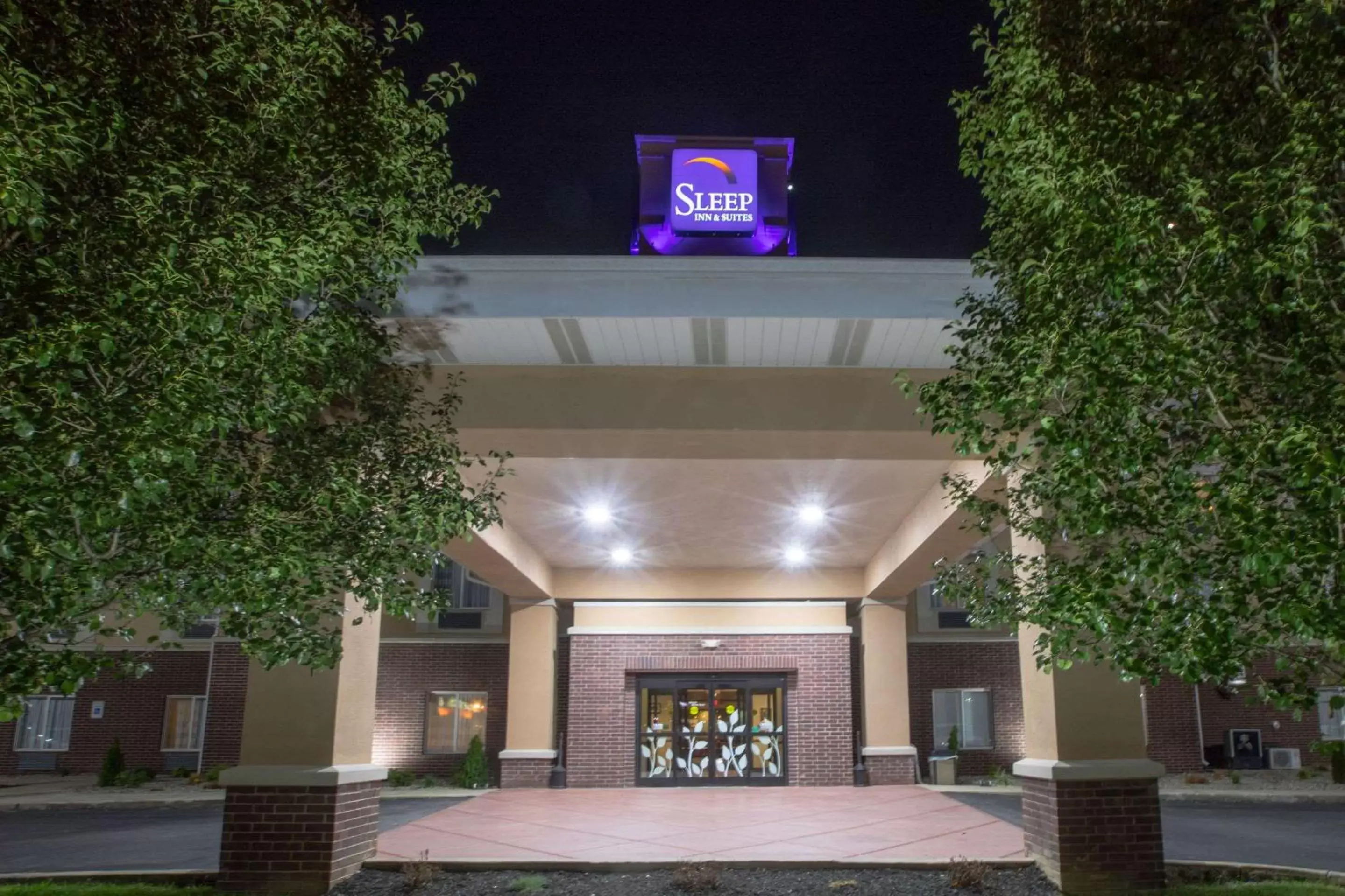 Property Building in Sleep Inn & Suites Shepherdsville Louisville South