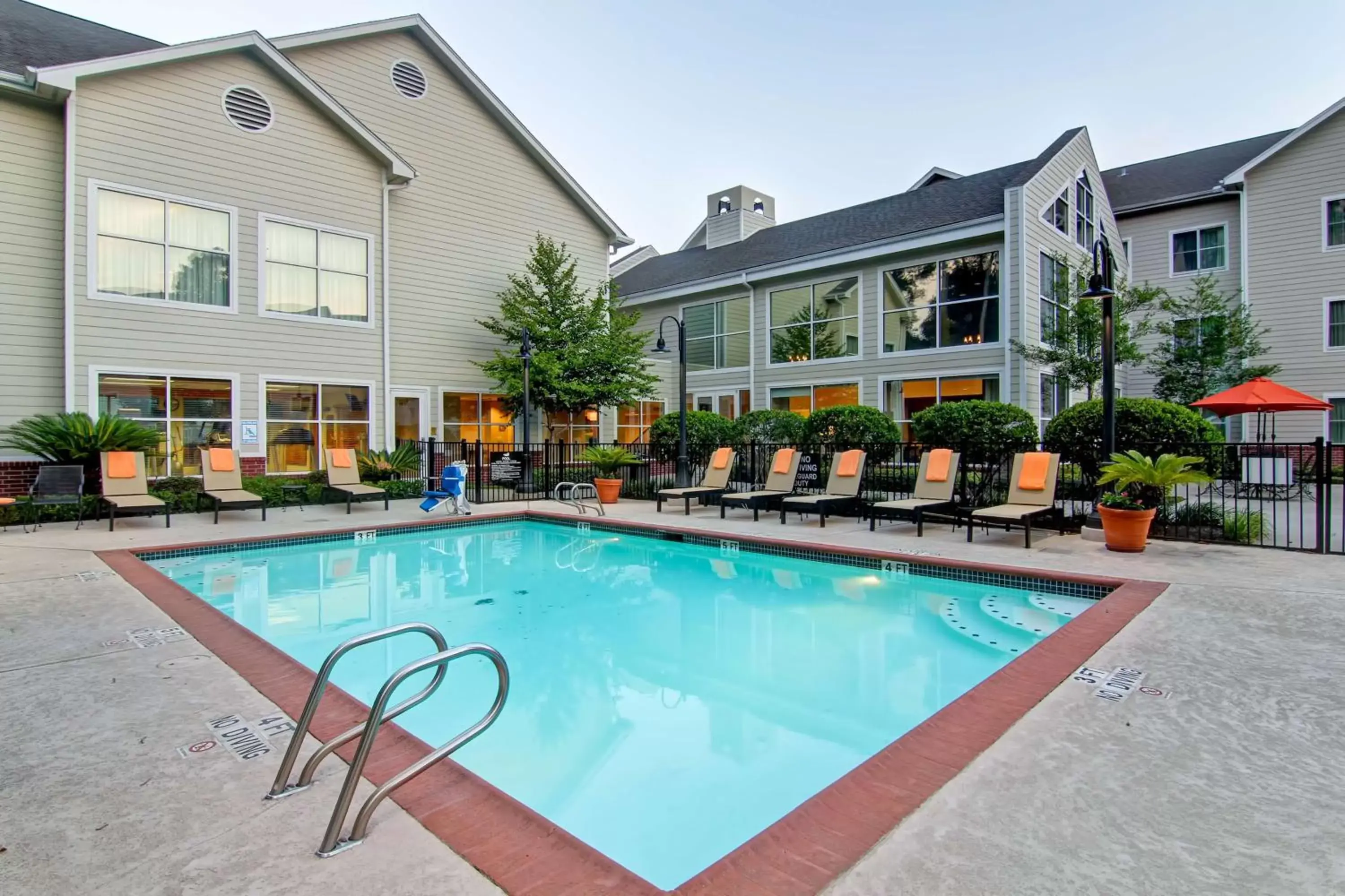 Pool view, Property Building in Homewood Suites Houston Kingwood Parc Airport Area