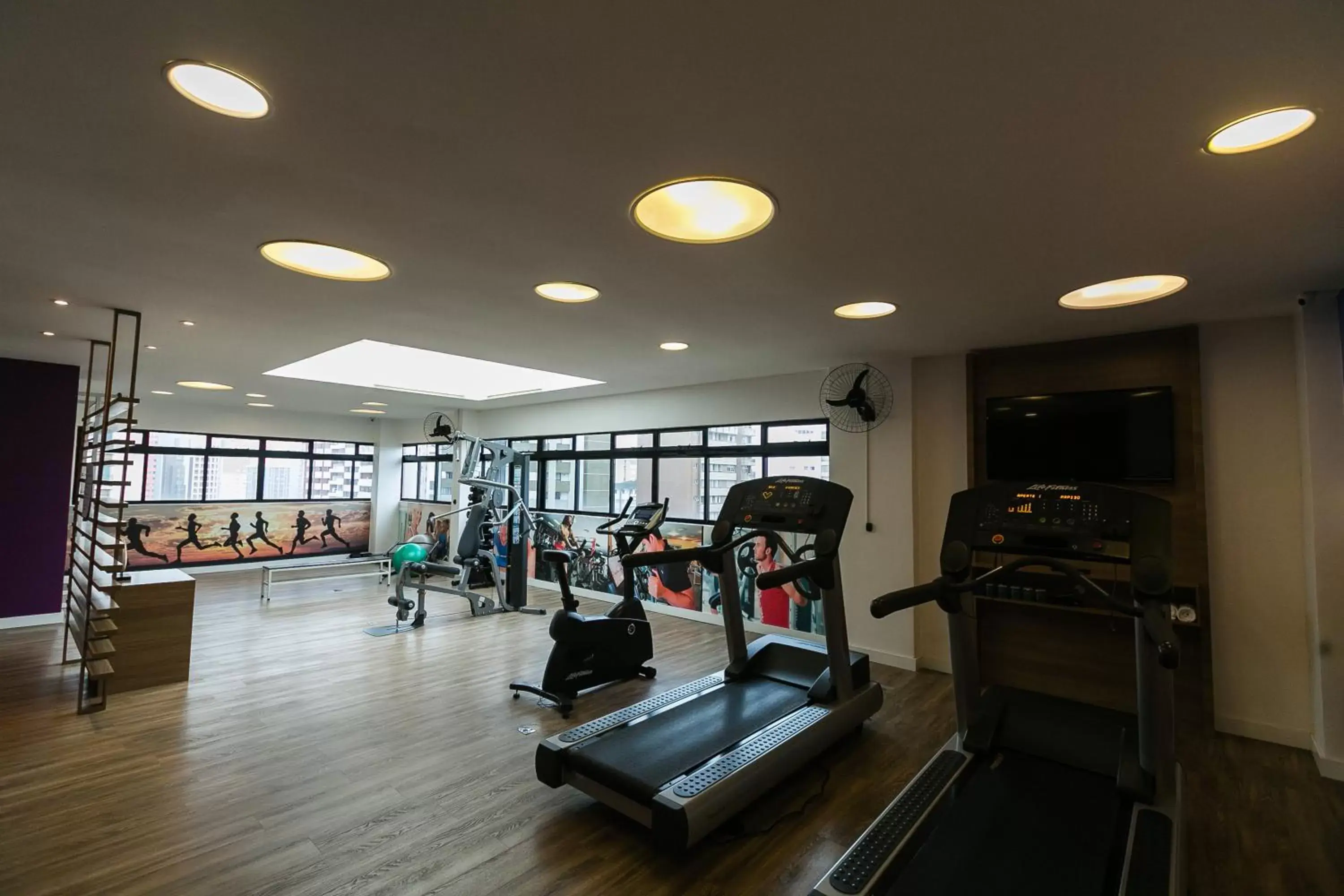 Fitness centre/facilities, Fitness Center/Facilities in Mercure Curitiba 7 de Setembro