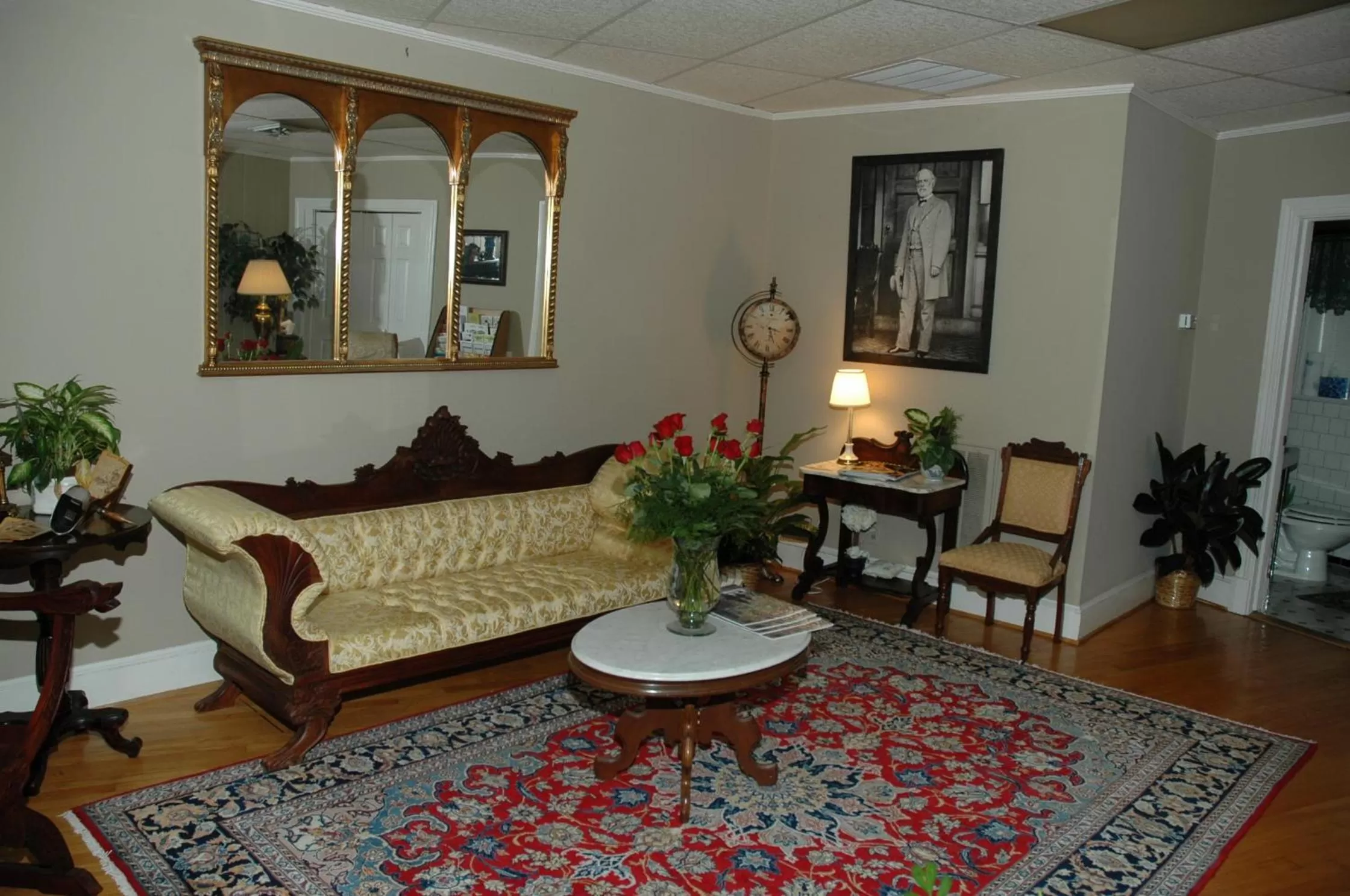 Communal lounge/ TV room in Inn at the Old Silk Mill