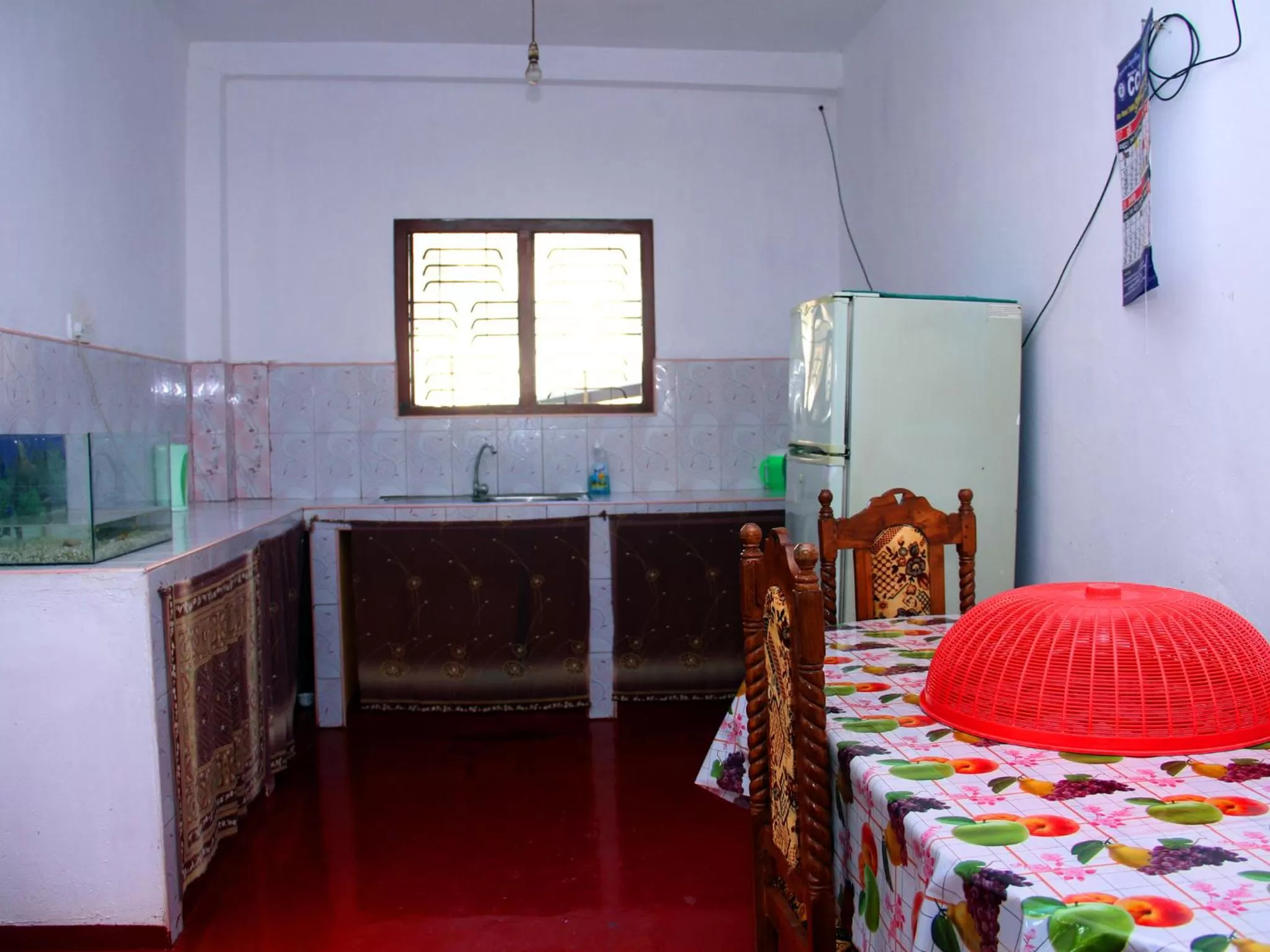 Communal kitchen in Dilan Guest