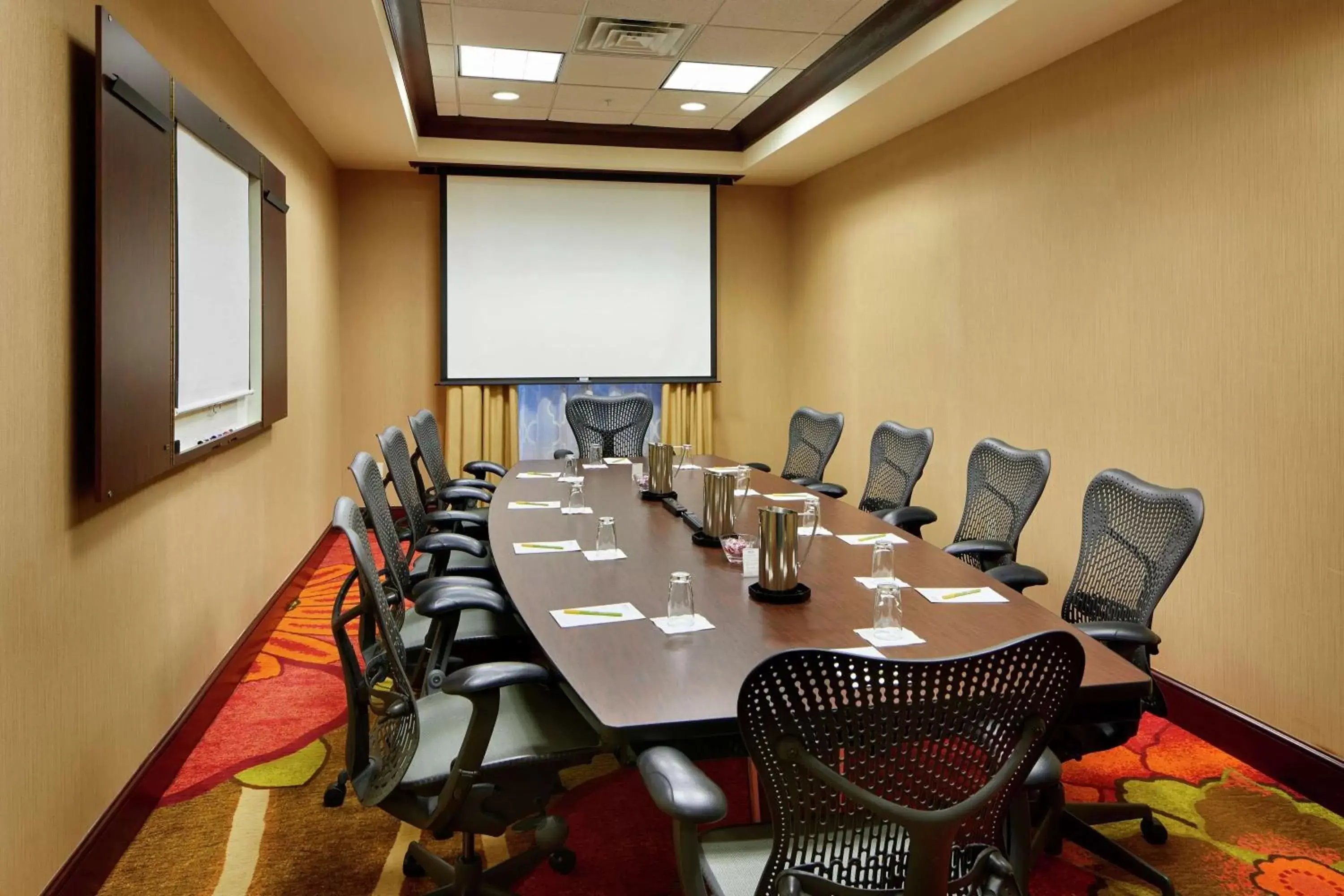 Meeting/conference room, Business Area/Conference Room in Hilton Garden Inn Columbus/Polaris