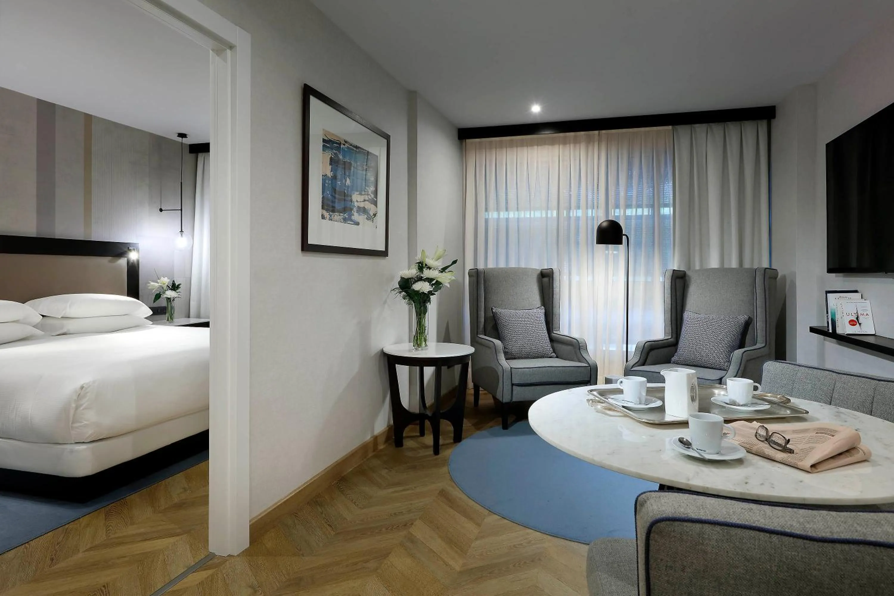 Coffee/tea facilities, Bed in Hyatt Regency Hesperia Madrid