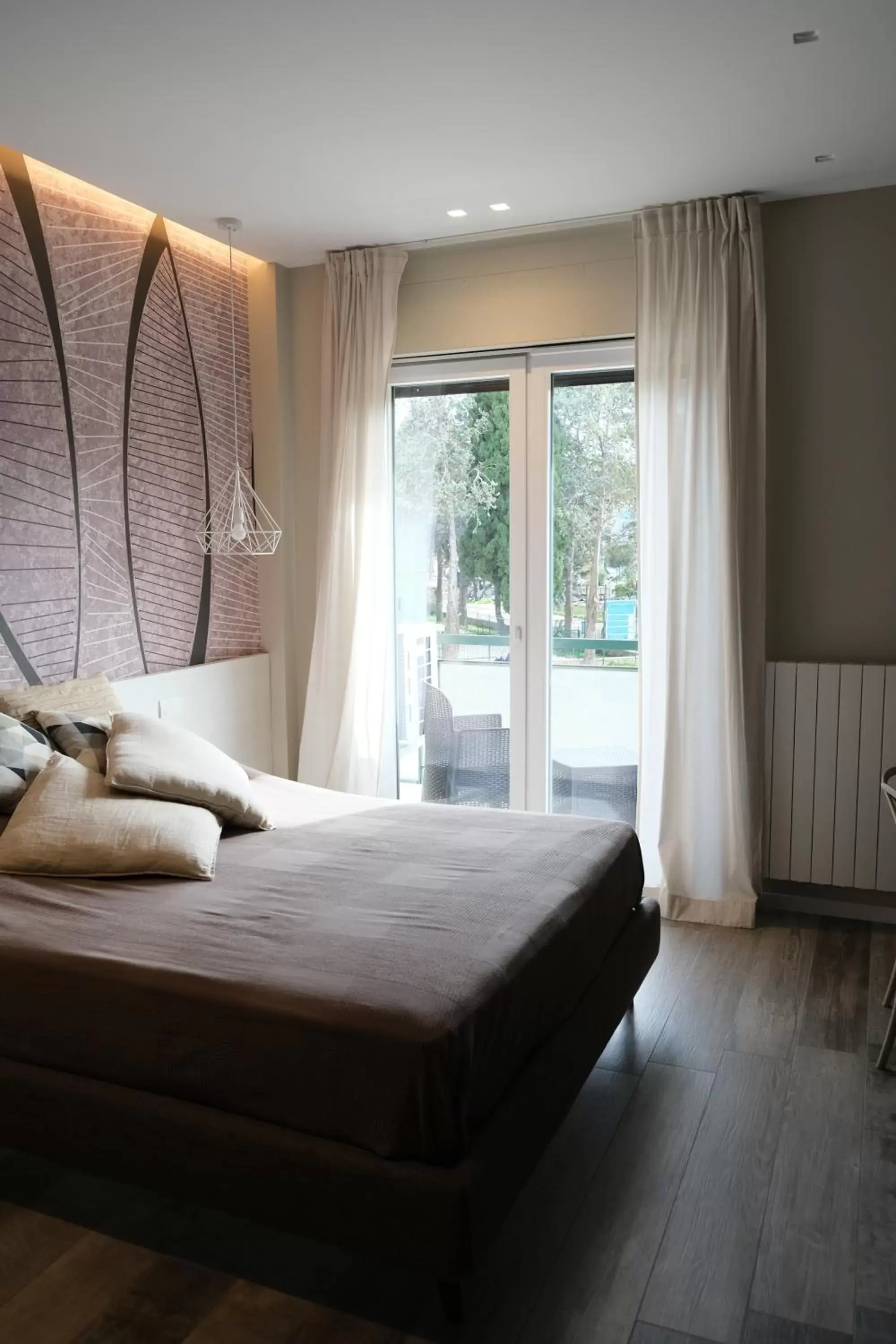 Bedroom, Bed in Garibaldi House - B&B Luxury