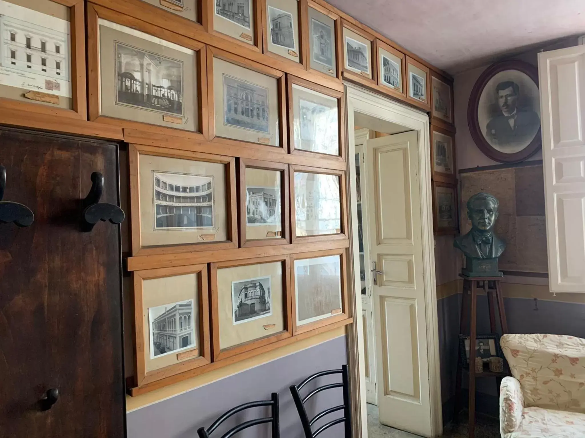 Living room in Palazzo Baffa