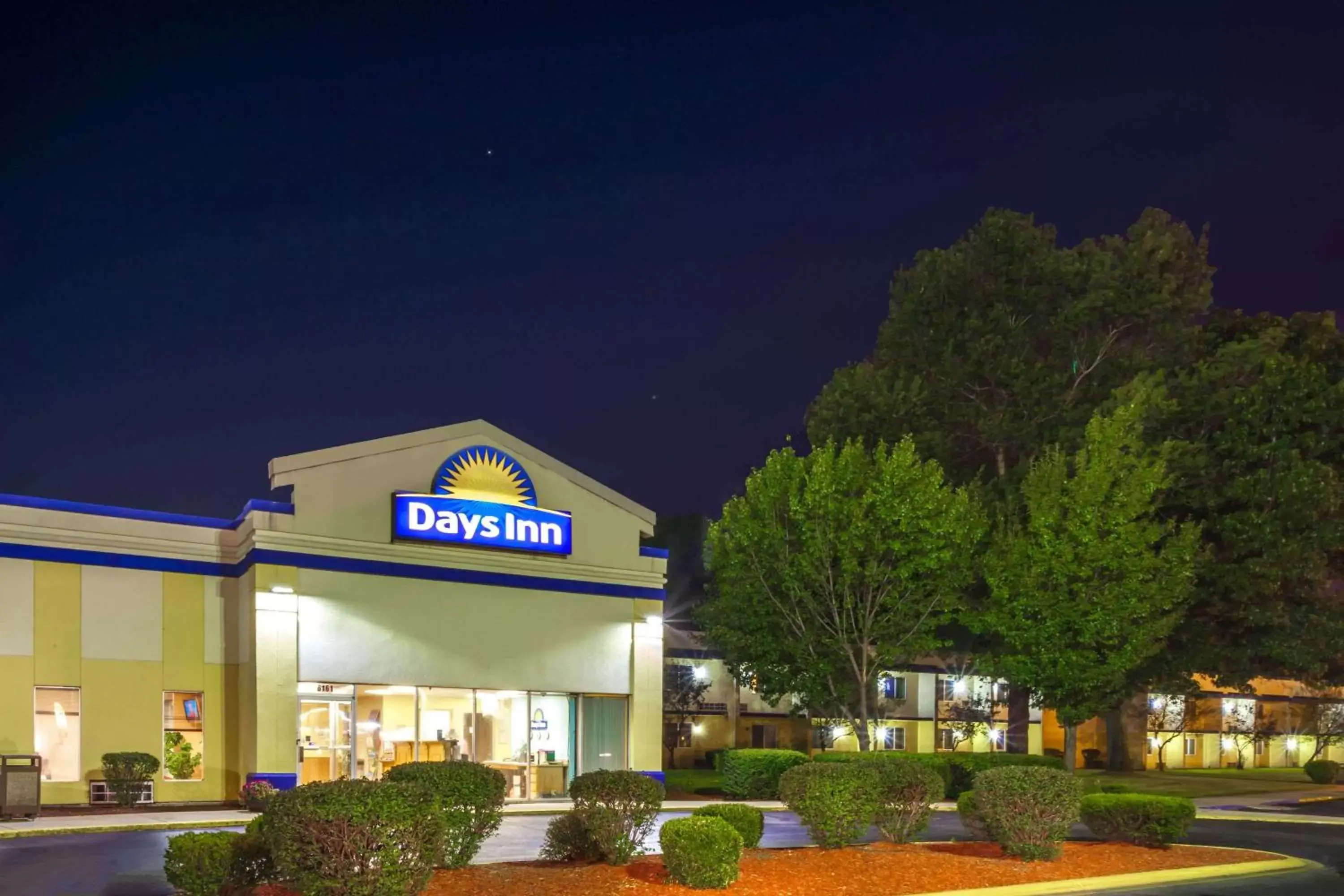 Property Building in Days Inn by Wyndham Portage