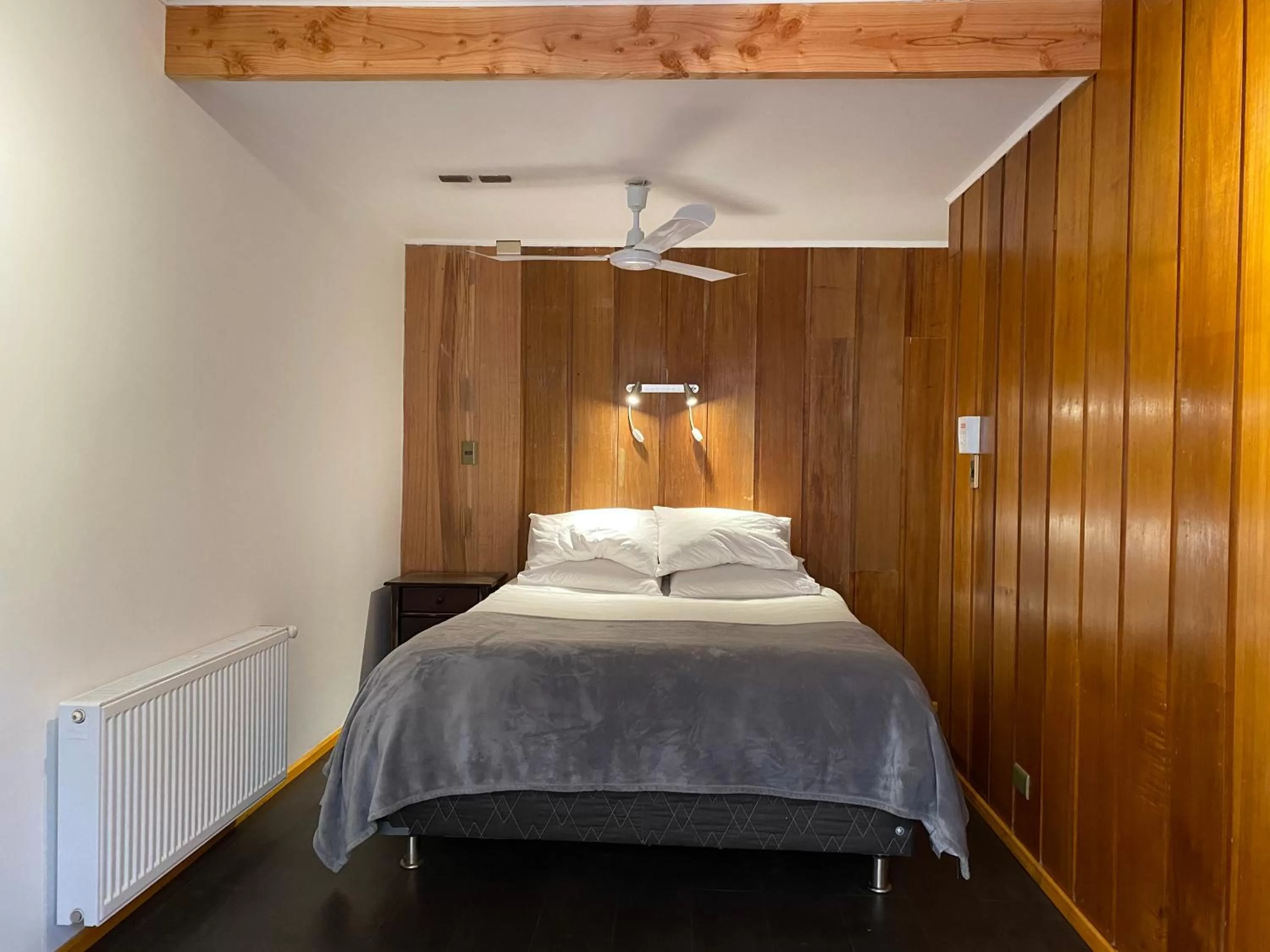 Day, Bed in French Andes Apart Hostel