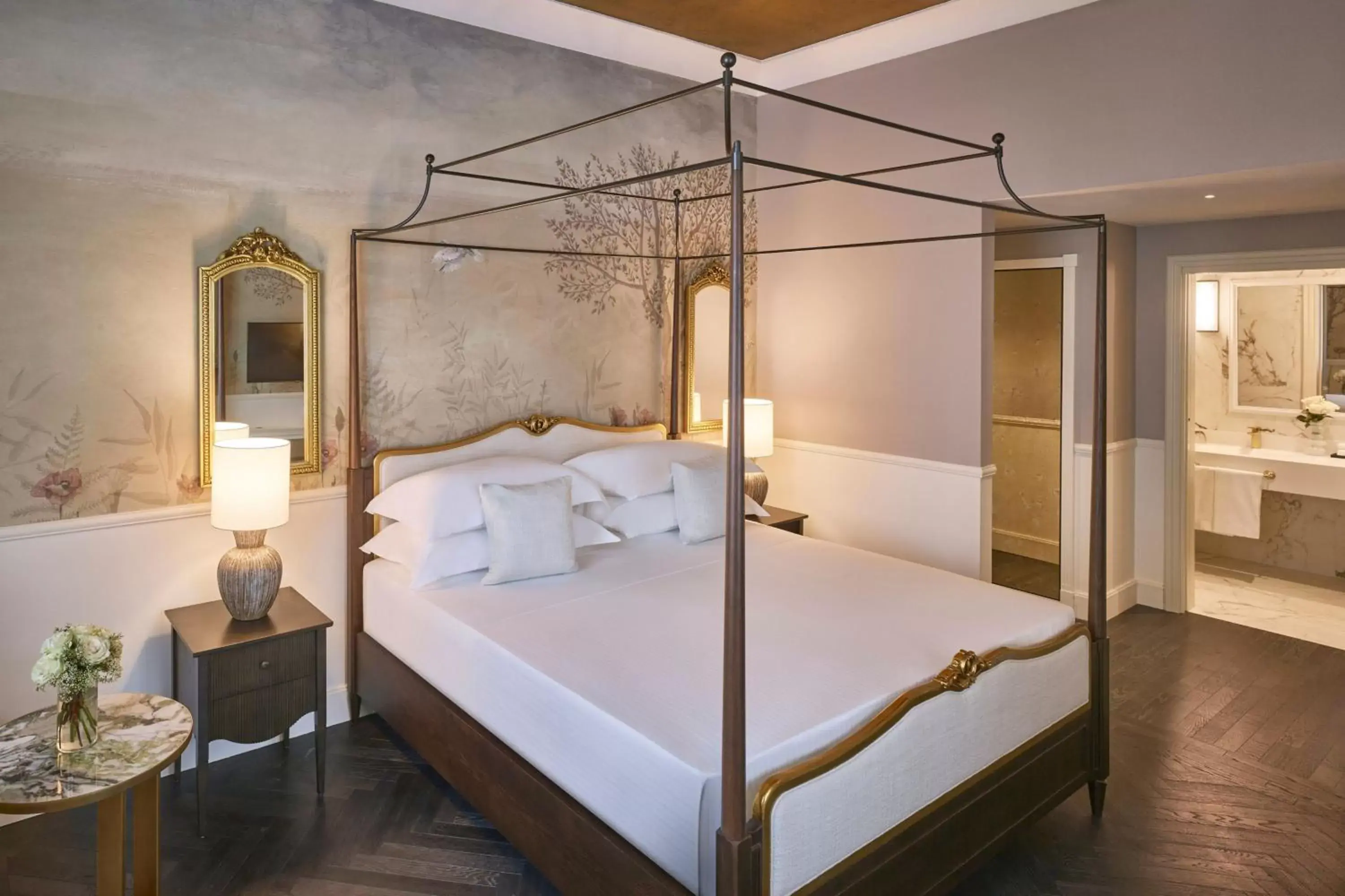 Bedroom, Bed in Grotta Giusti Thermal Spa Resort Tuscany, Autograph Collection