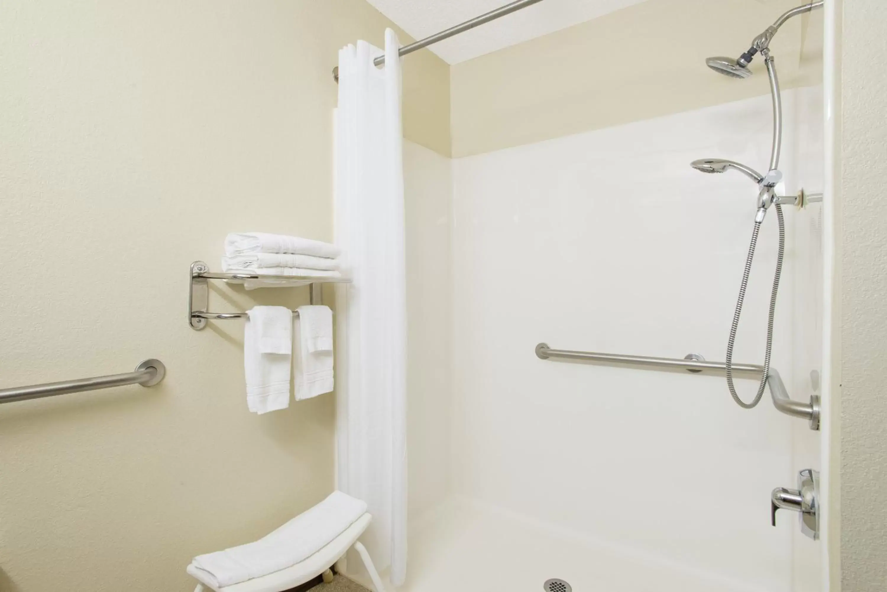 Bathroom in Microtel Inn & Suites by Wyndham