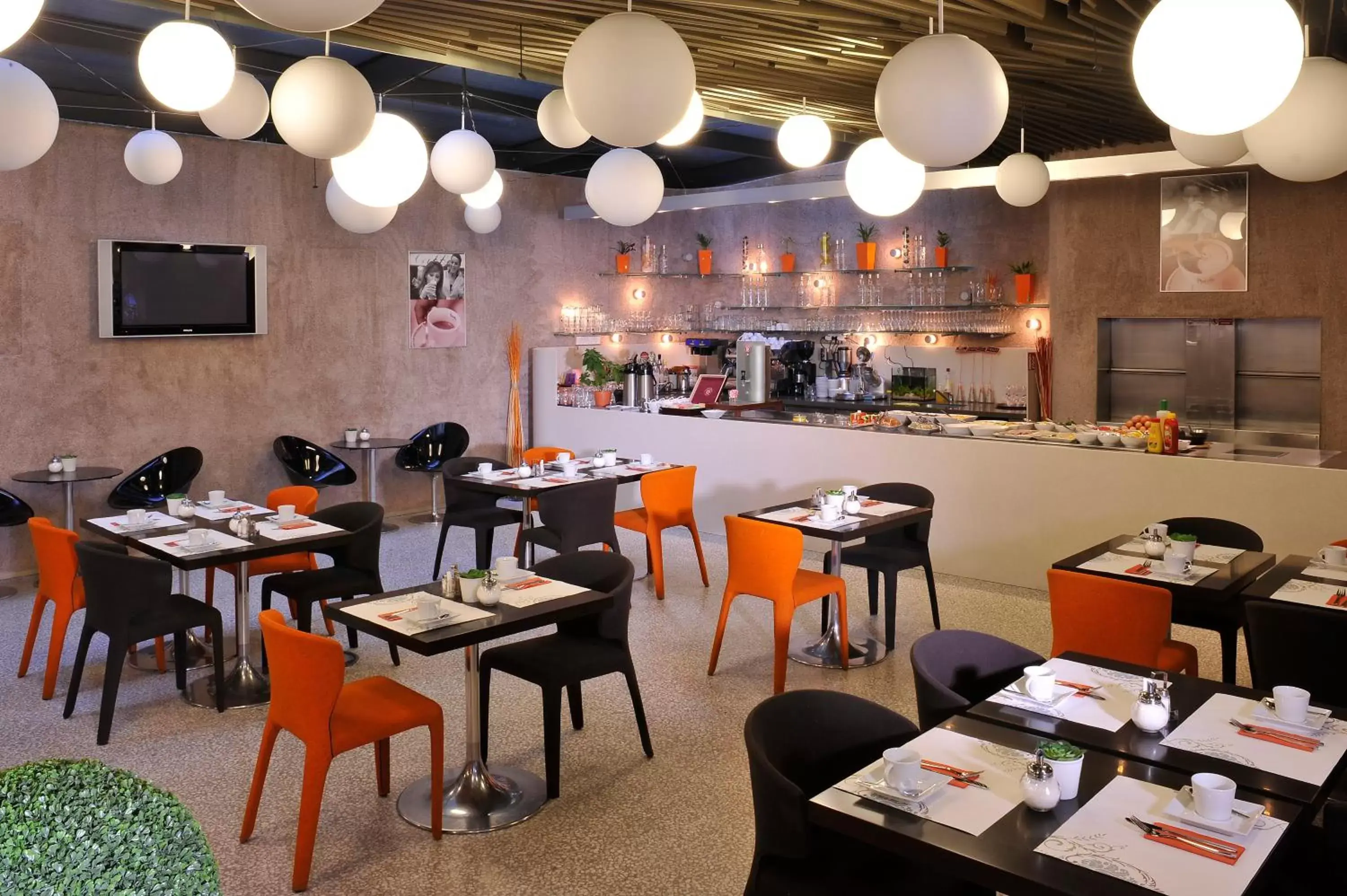 Restaurant/Places to Eat in Design Metropol Hotel Prague