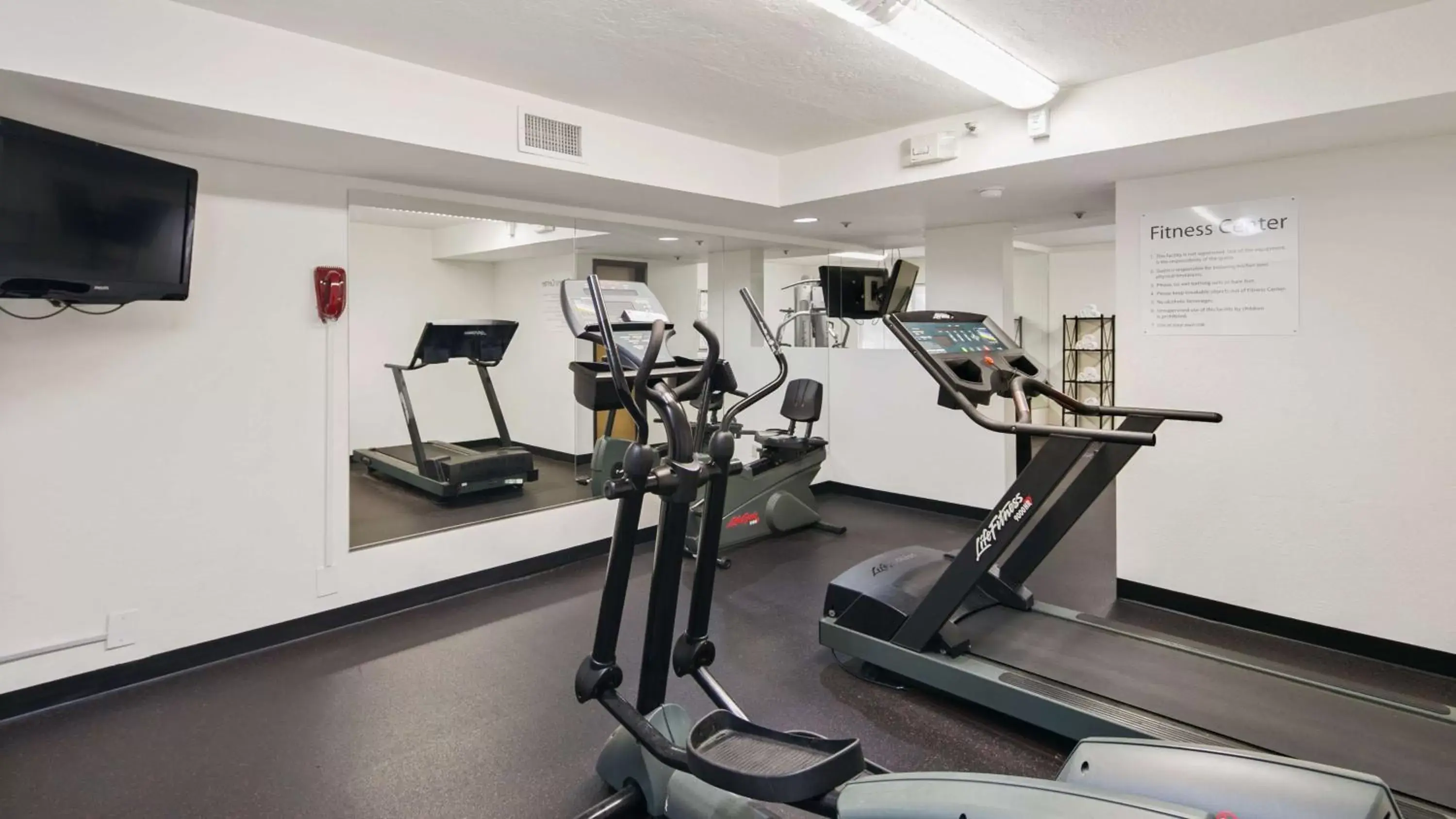 Fitness centre/facilities in Best Western Plus Scottsdale Thunderbird Suites