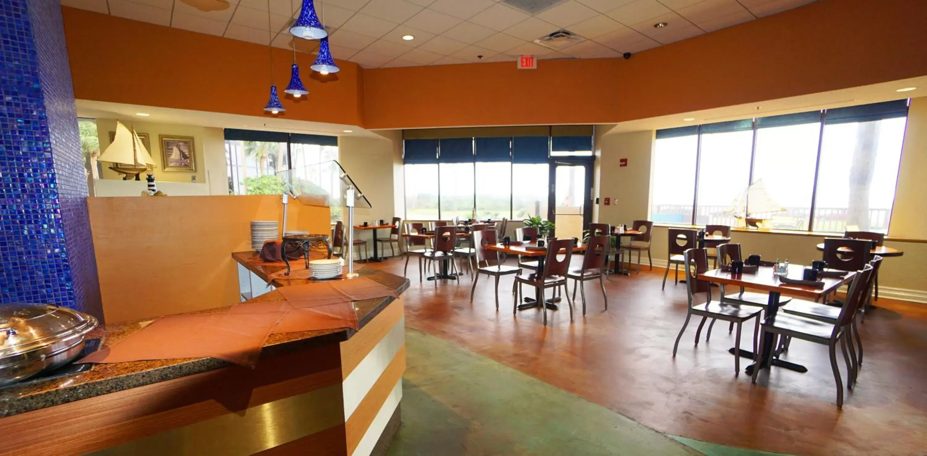 Restaurant/Places to Eat in Holiday Inn Corpus Christi Downtown Marina, an IHG Hotel