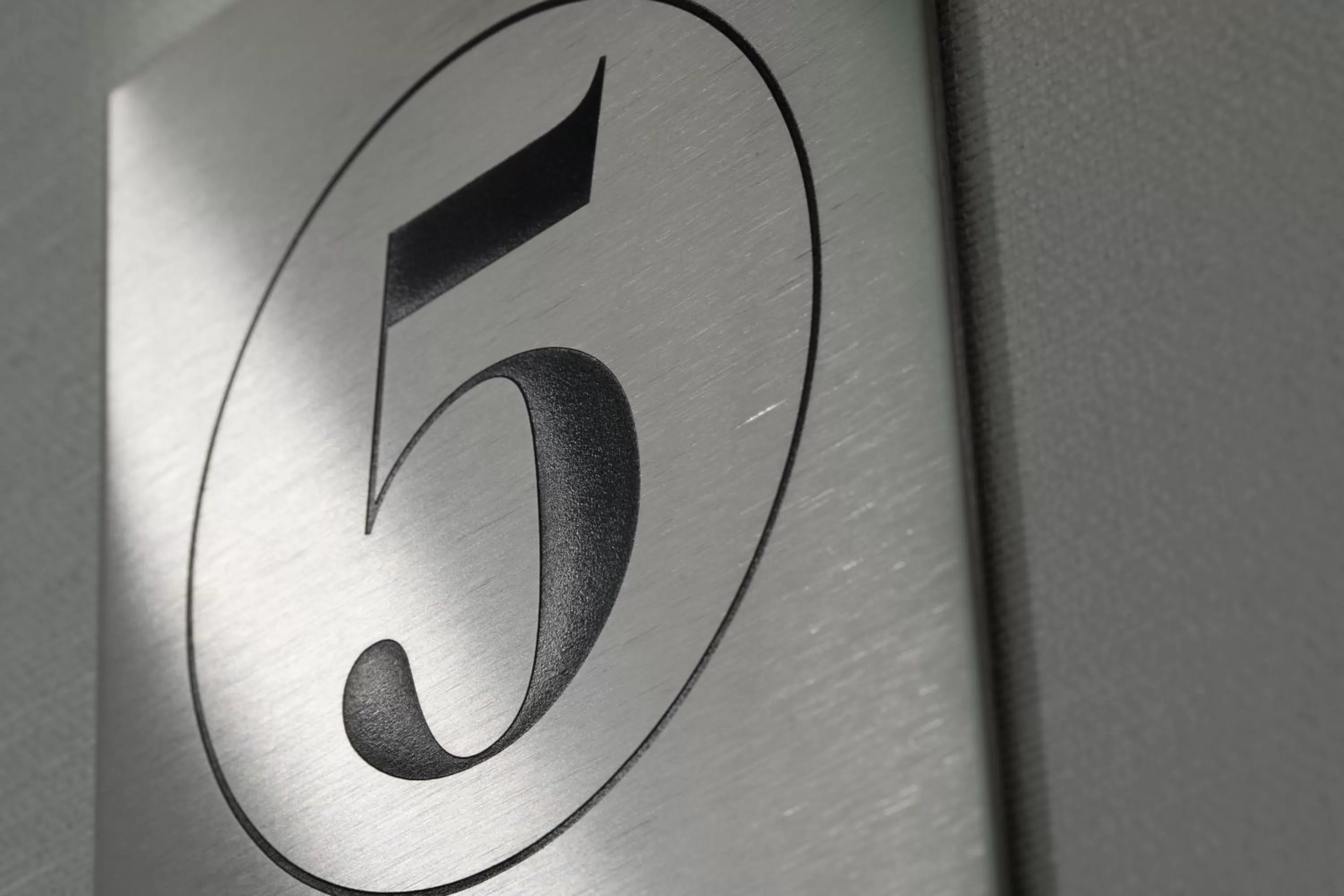 Decorative detail in Hôtel Dress Code