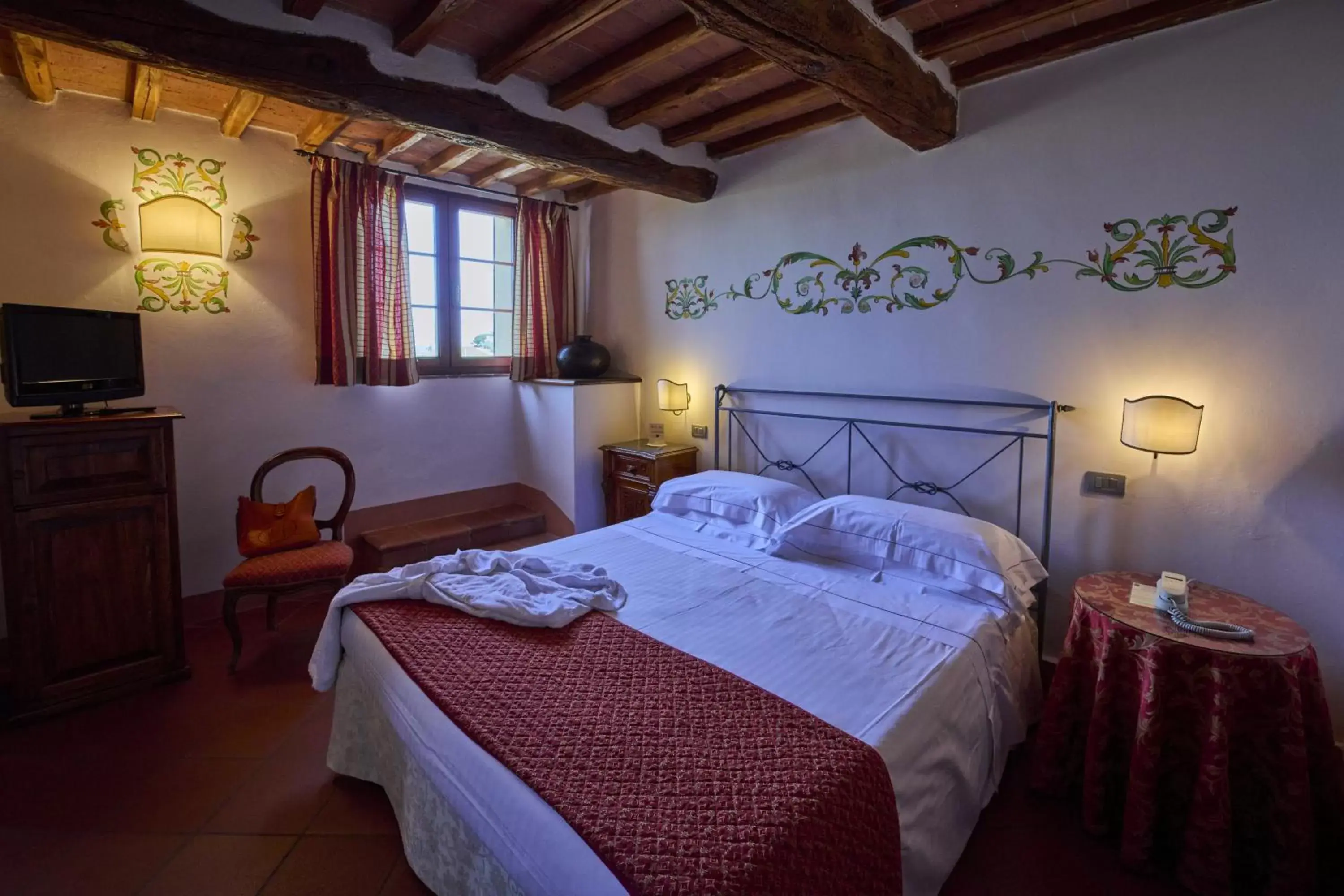 Bed in Villa Curina Resort