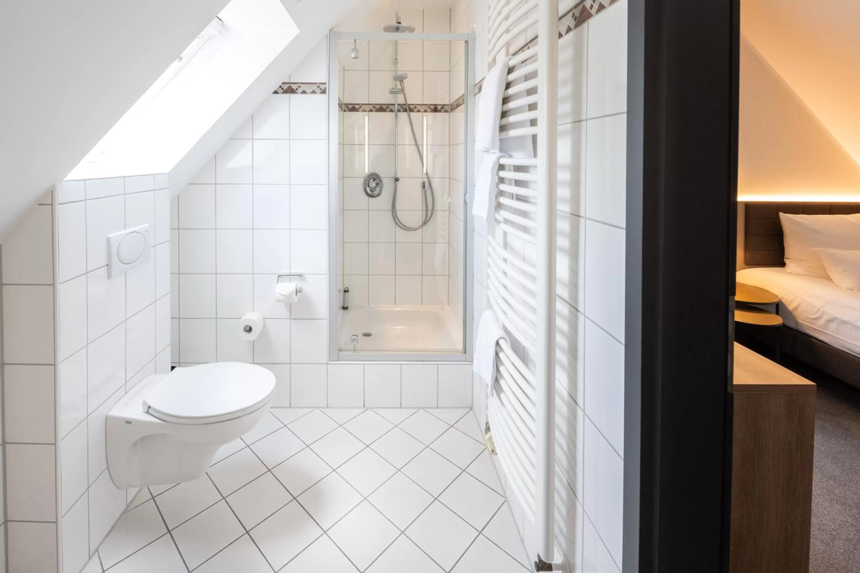 Bathroom in Hotel Rheinischer Hof