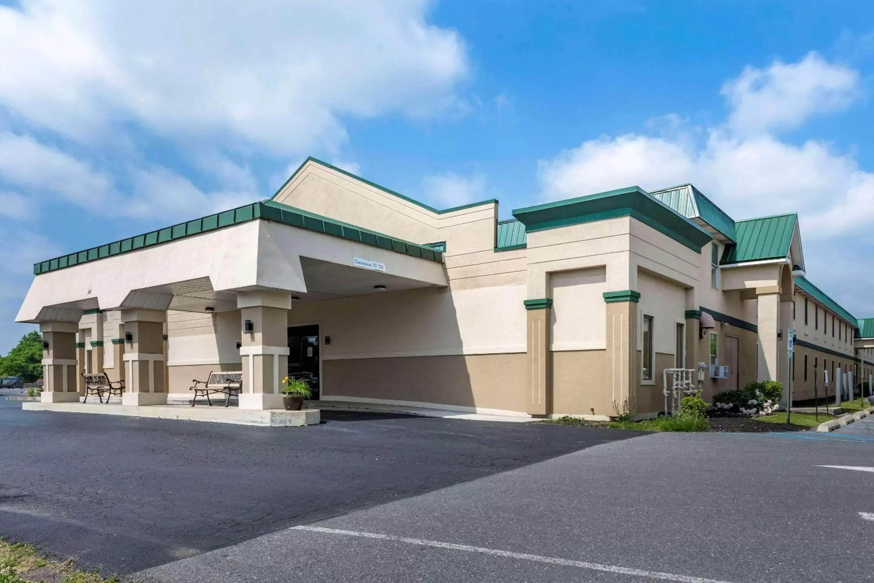 Property Building in Quality Inn Selinsgrove