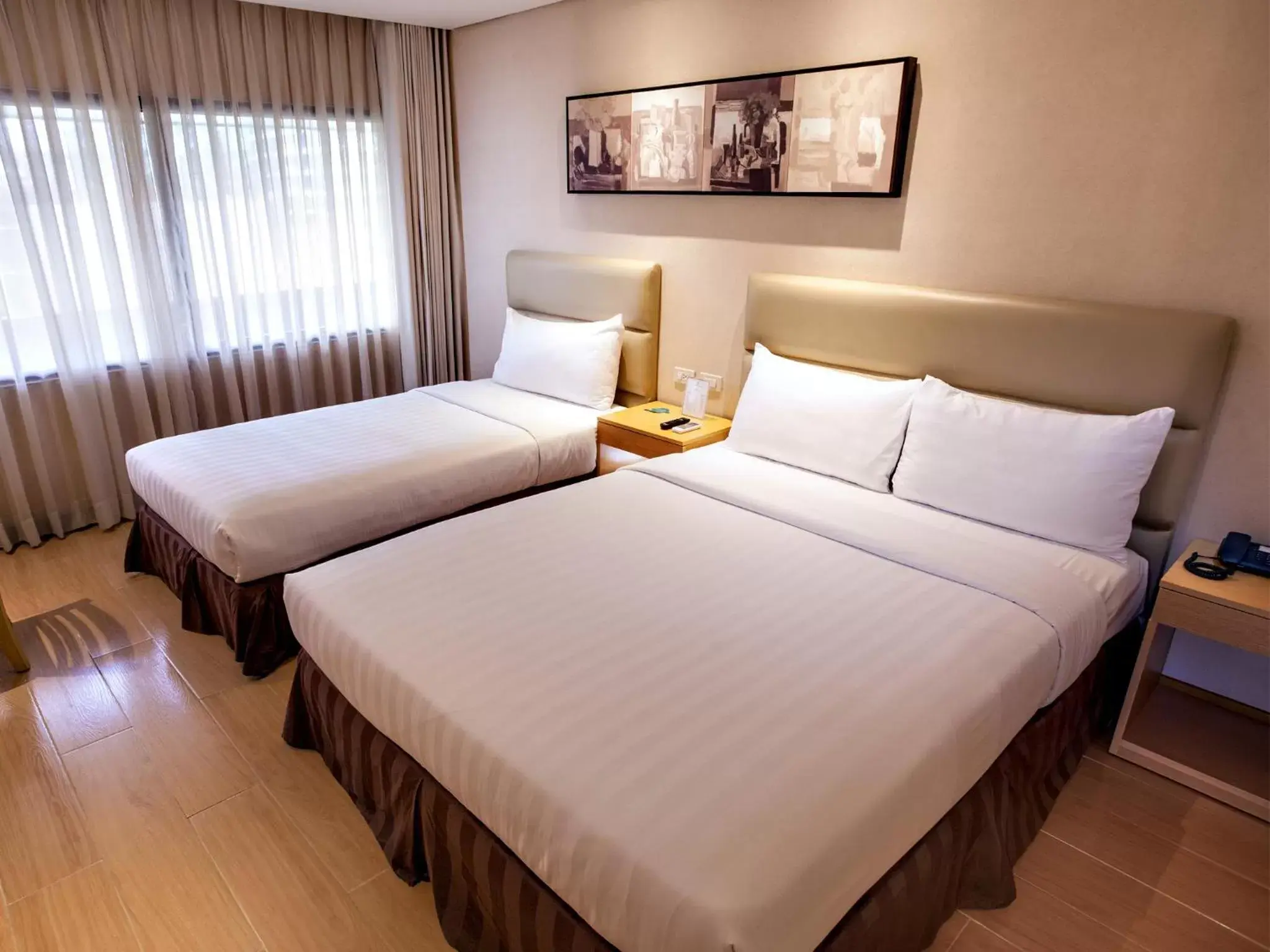 Photo of the whole room, Bed in Jinjiang Inn - Ortigas