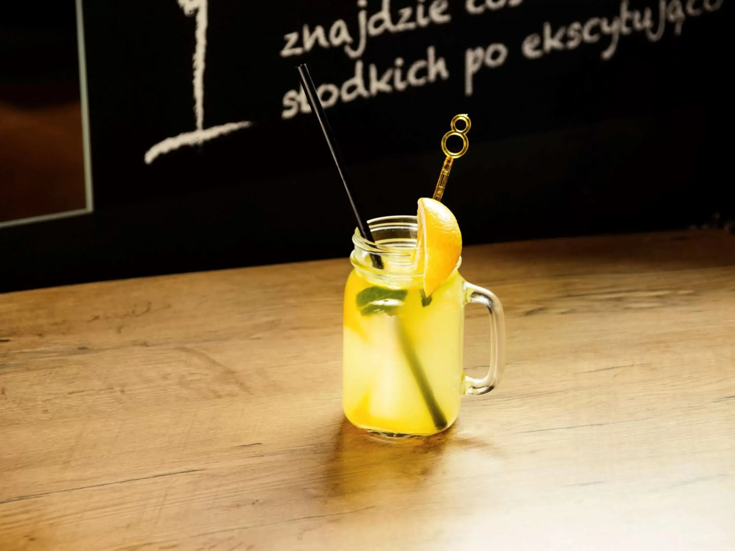 Lounge or bar, Drinks in Ibis Szczecin Centrum
