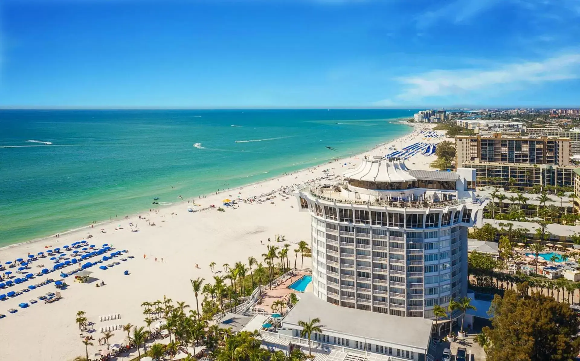 Property building, Bird's-eye View in Bellwether Beach Resort