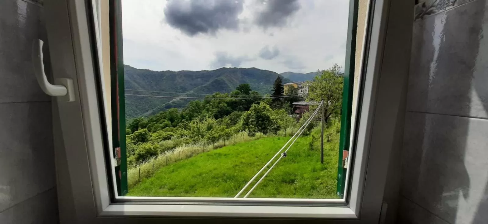 Garden view, Mountain View in ANITA B&B