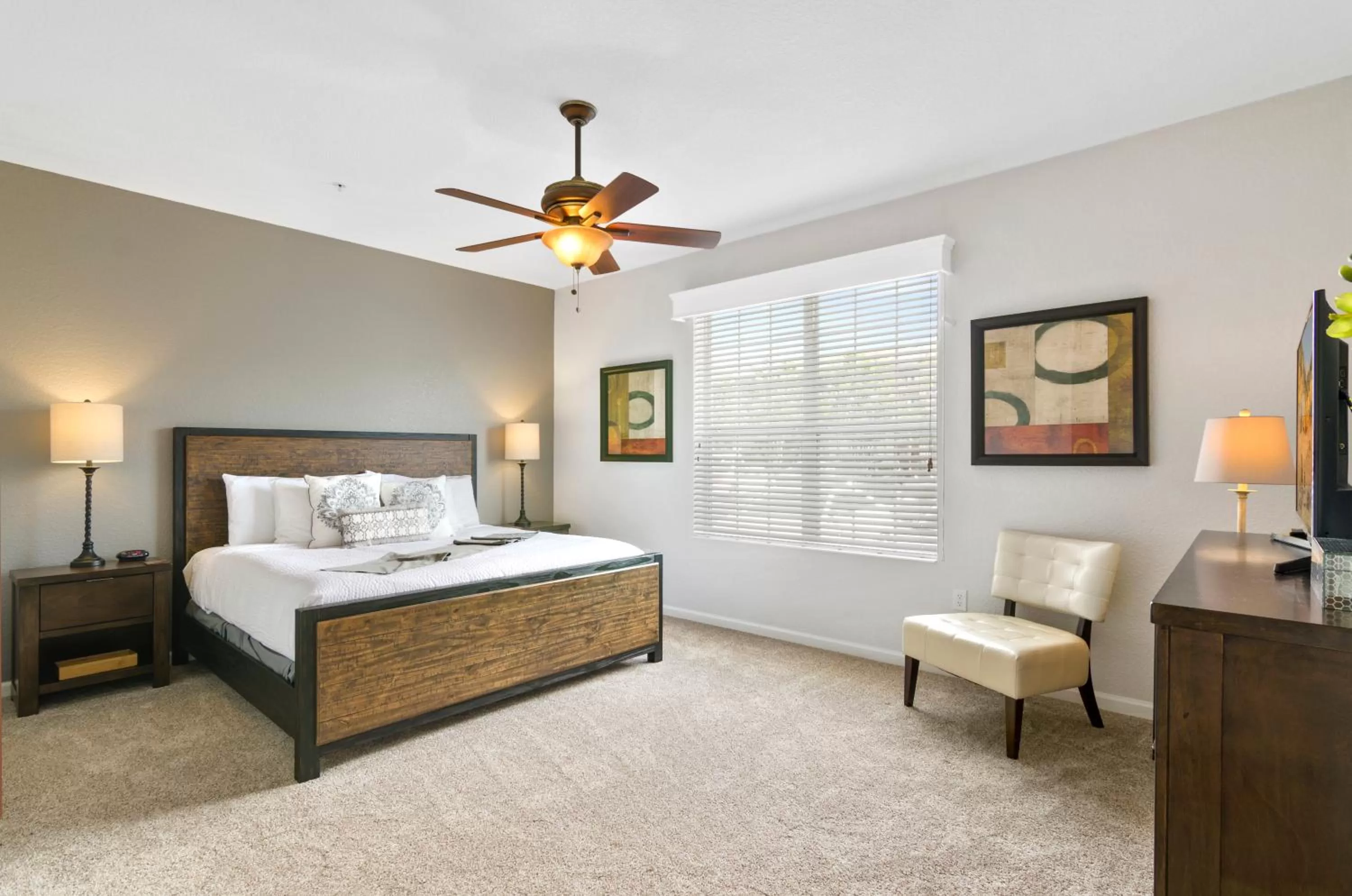 Bed in Orlando Escape