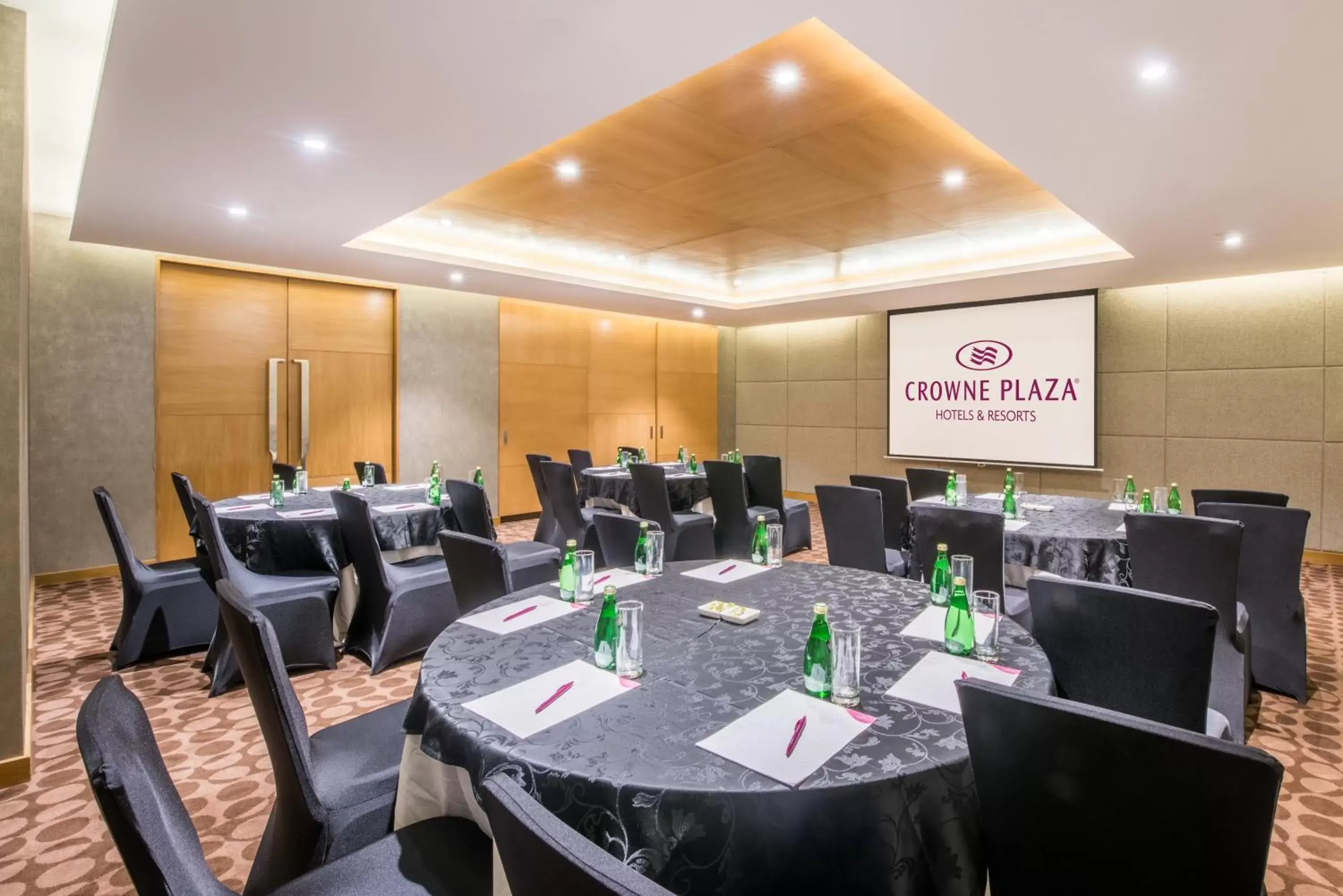 Meeting/conference room in Crowne Plaza Ahmedabad City Centre, an IHG Hotel