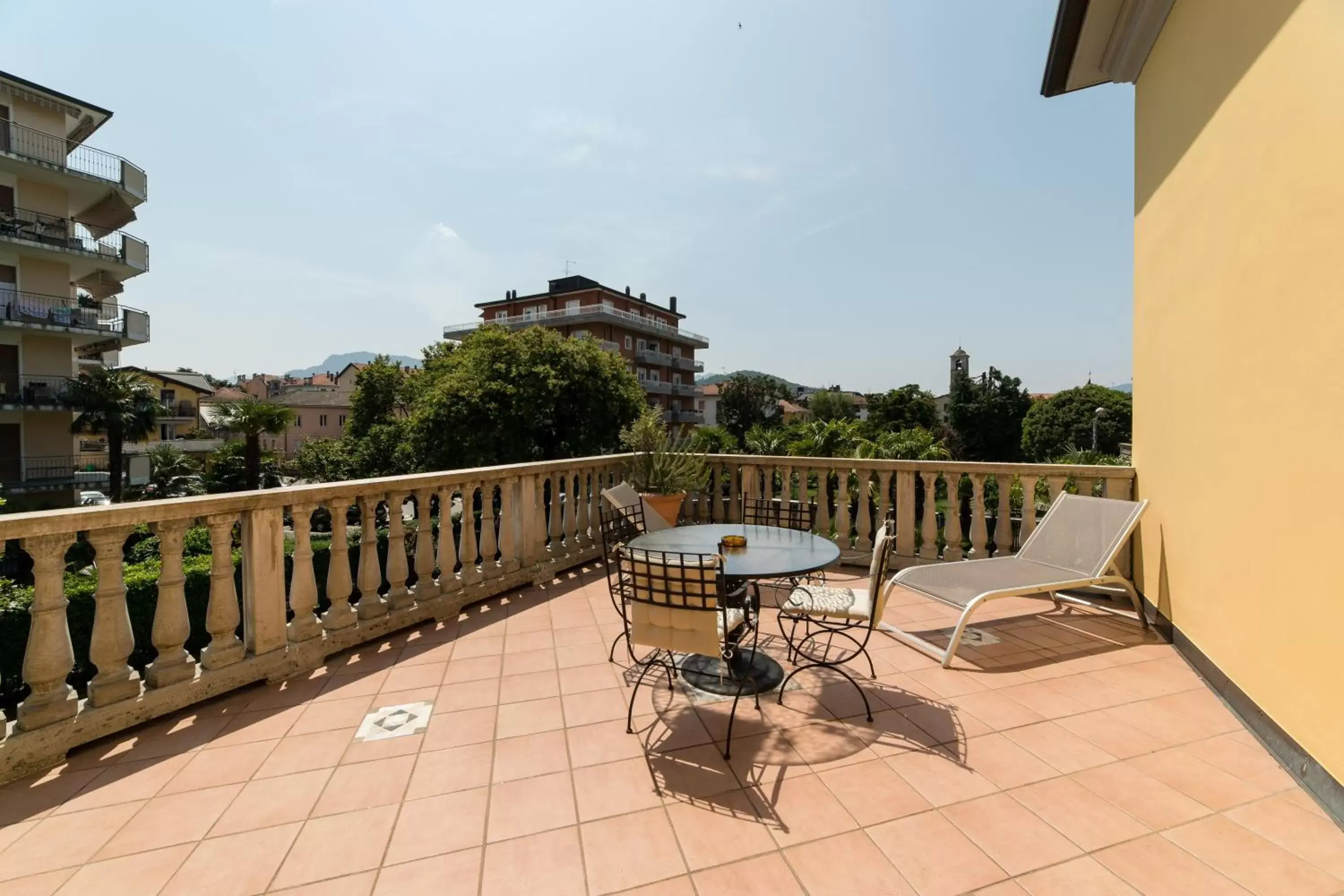Balcony/Terrace in Camin Hotel Luino
