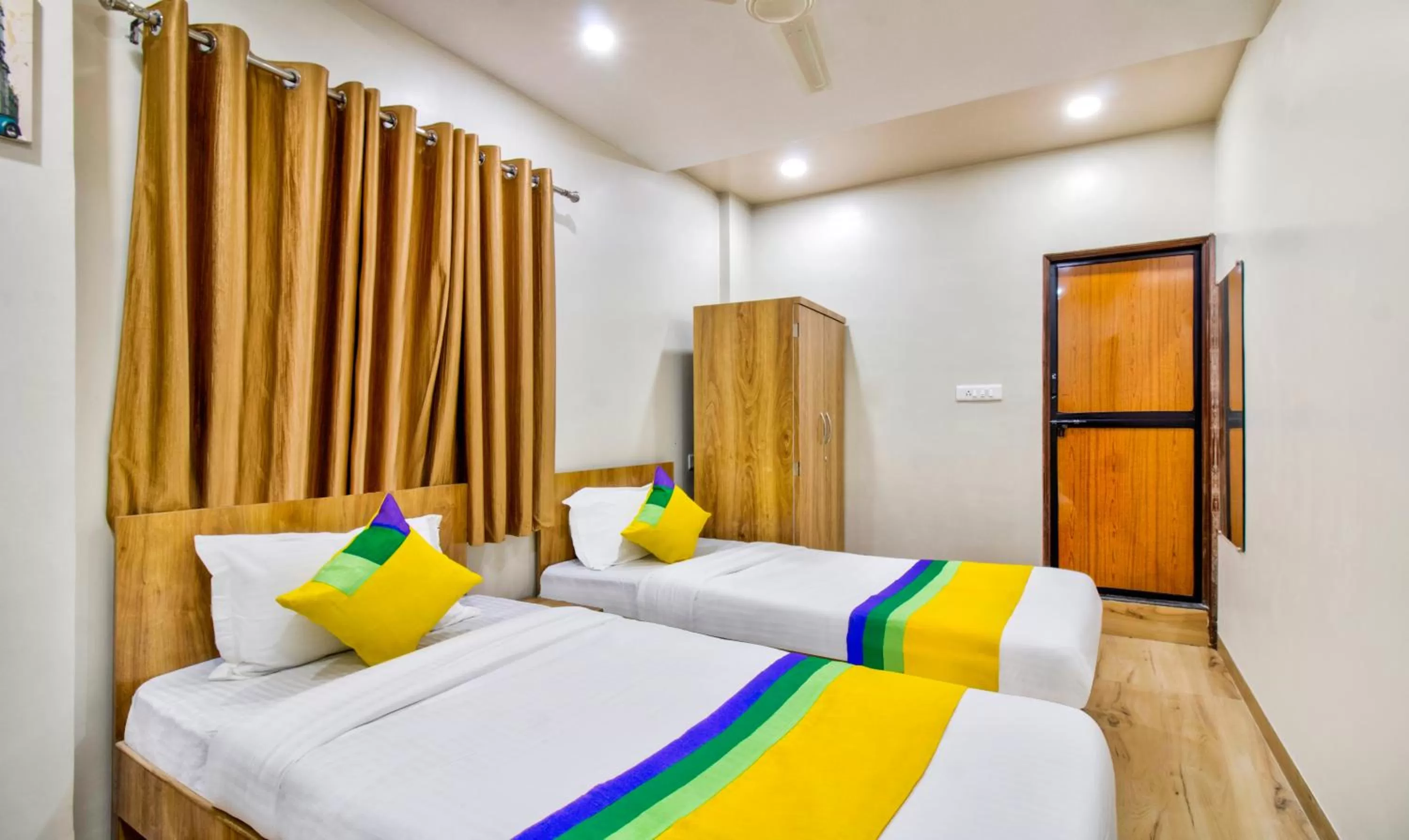 Bedroom, Bed in Itsy Hotels Shri Guru Service Apartment