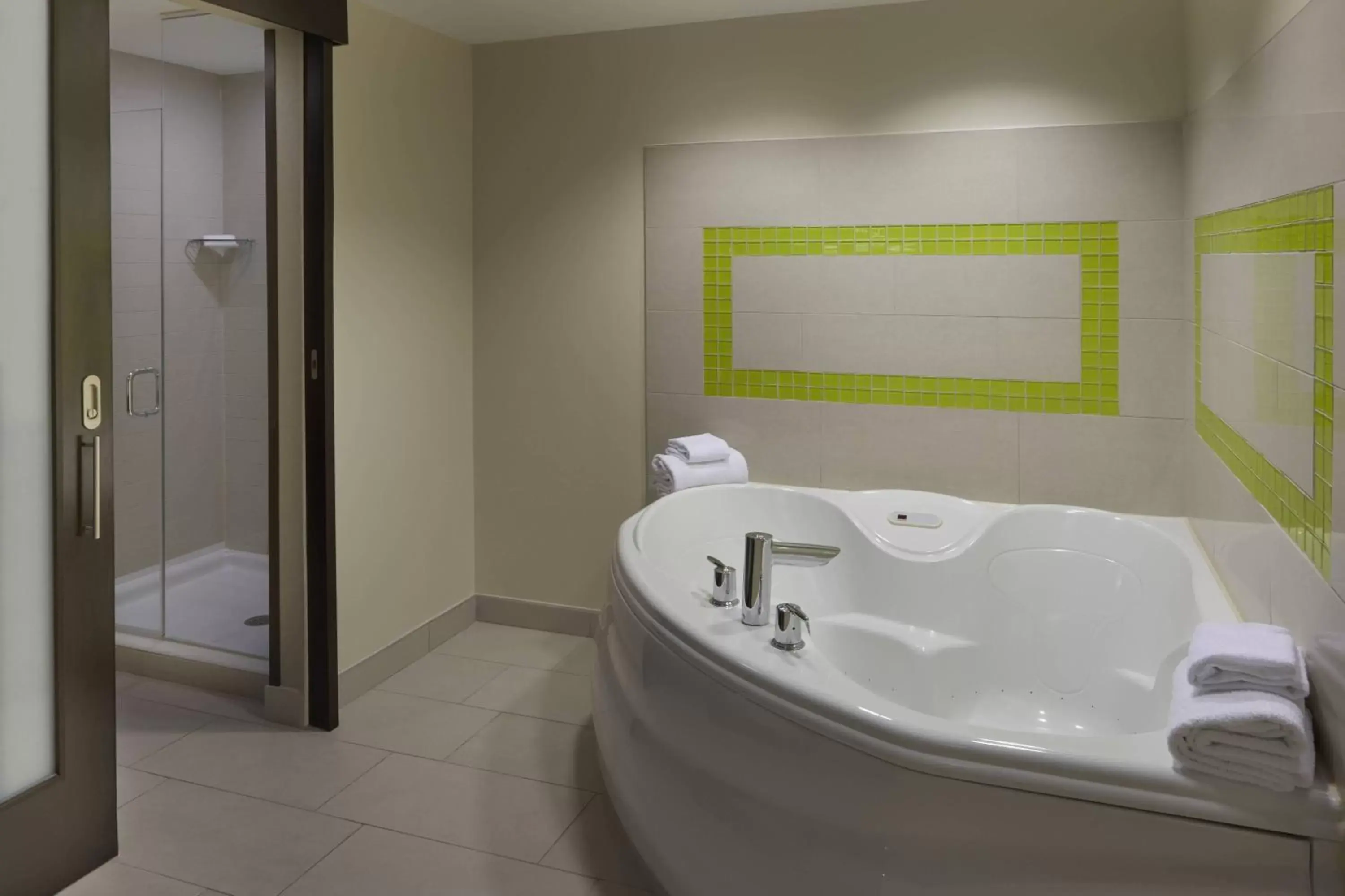 Bathroom in SpringHill Suites by Marriott Toronto Vaughan