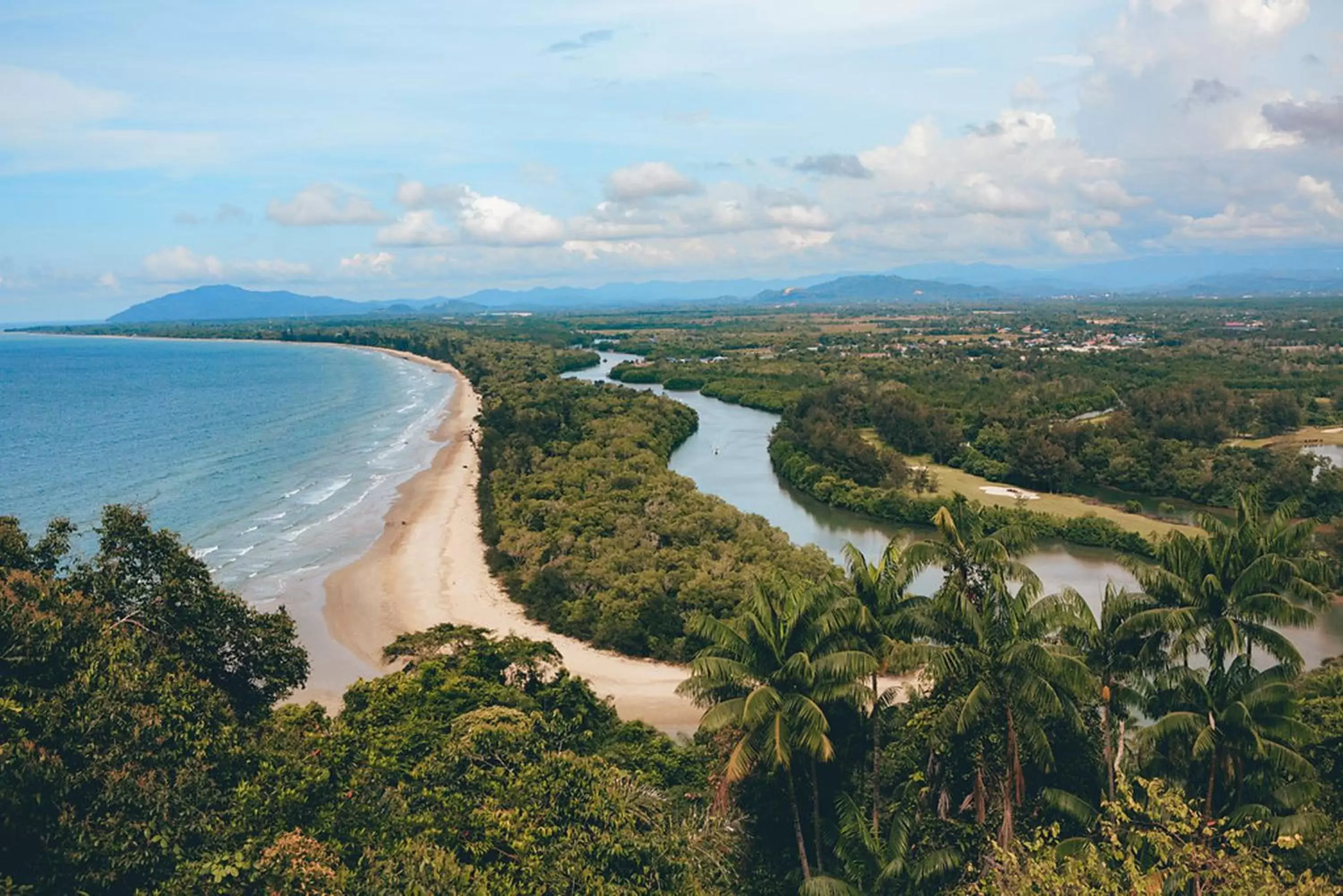 Natural landscape, Bird's-eye View in Shangri-La Rasa Ria, Kota Kinabalu